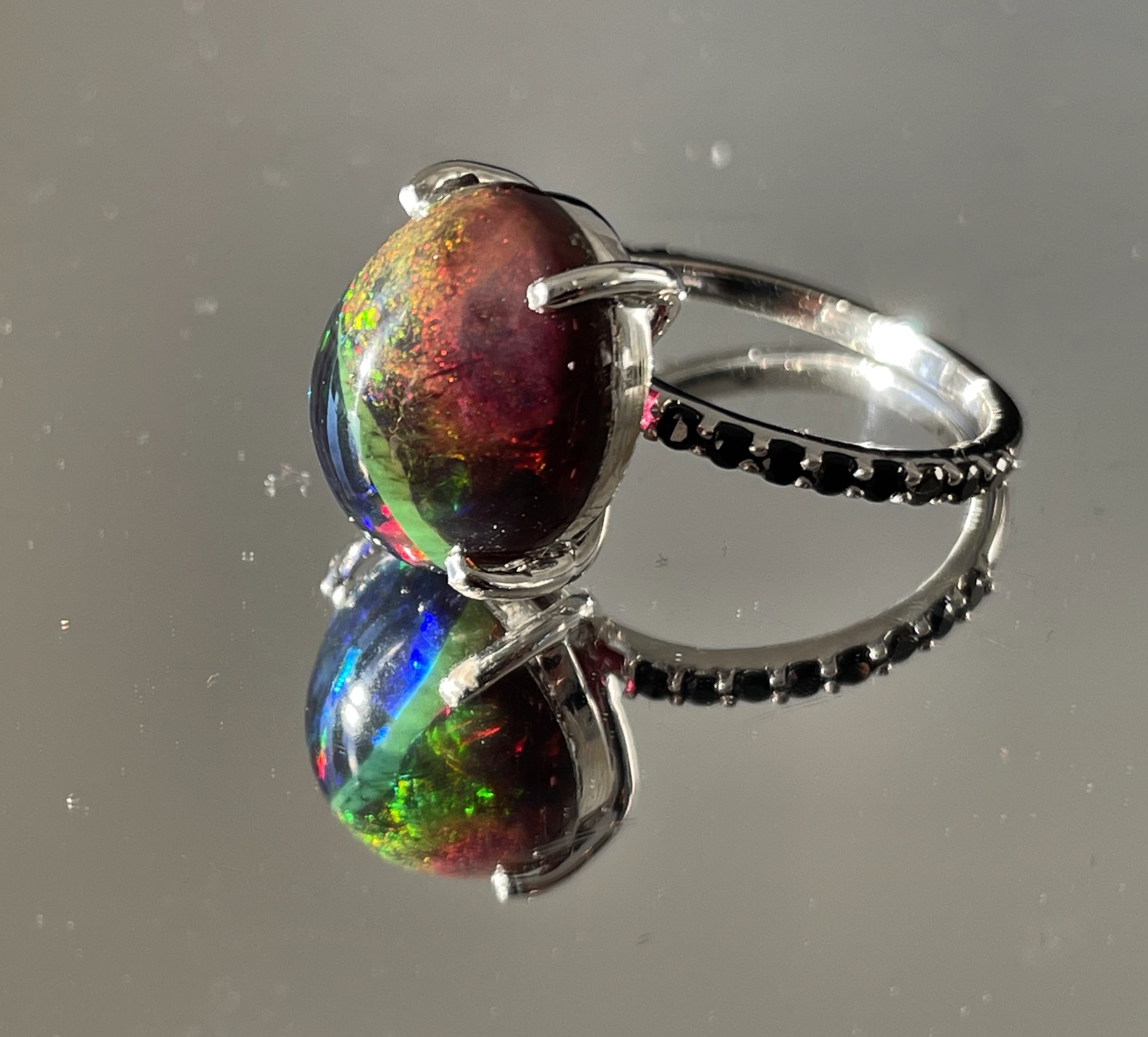 Beautiful 7.45 CT Natural Black Opal Ring With Natural Black Diamond & 18k Gold