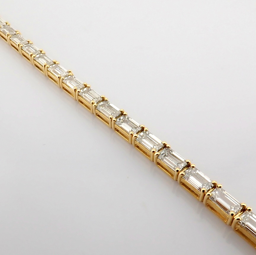 Emerald Cut Lab-Grown Diamond Tennis Bracelet - 10.16 Total Carat (MDI Certified)