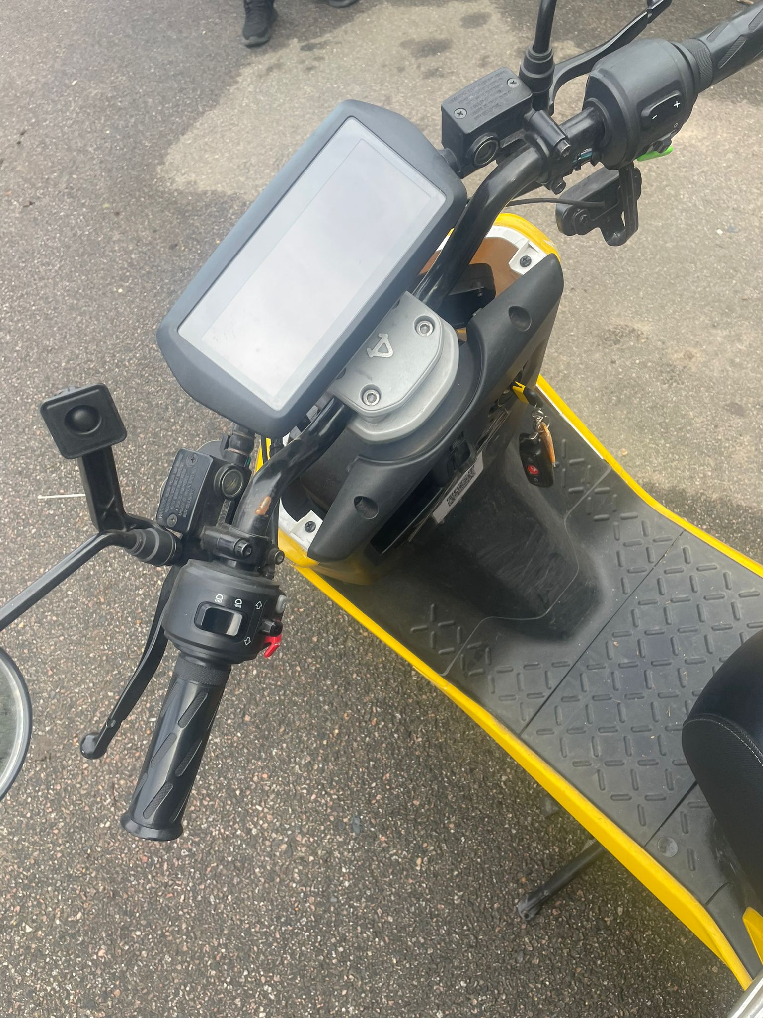 10 x Niu GTS & Sunra Robo S Electric Moped Scooters With Logbooks, Keys & Spares