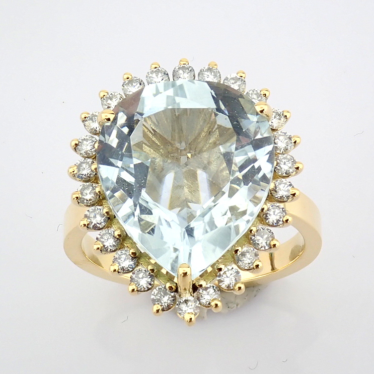 Natural Diamond 18K Yellow Gold Ring