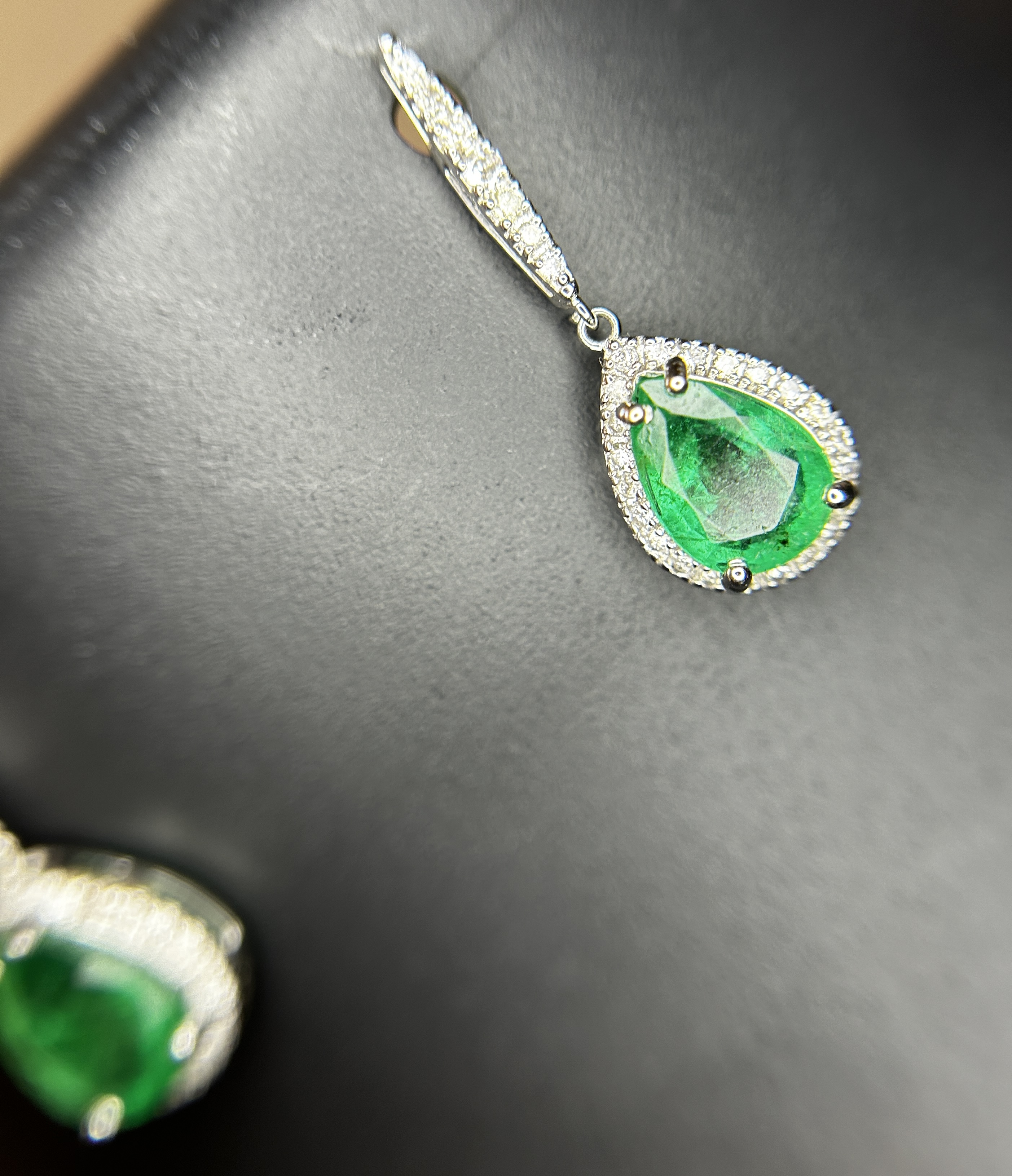 Beautiful 3.21ct Natural Emerald Earrings With Natural Diamonds & 18k Gold
