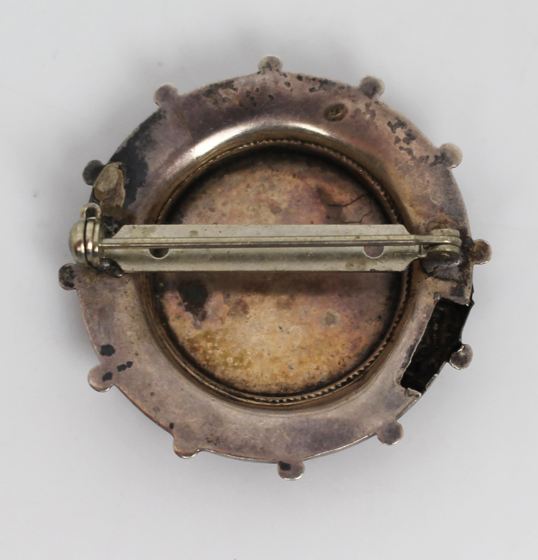 Silver & Gold Floral Brooch
Unhallmarked