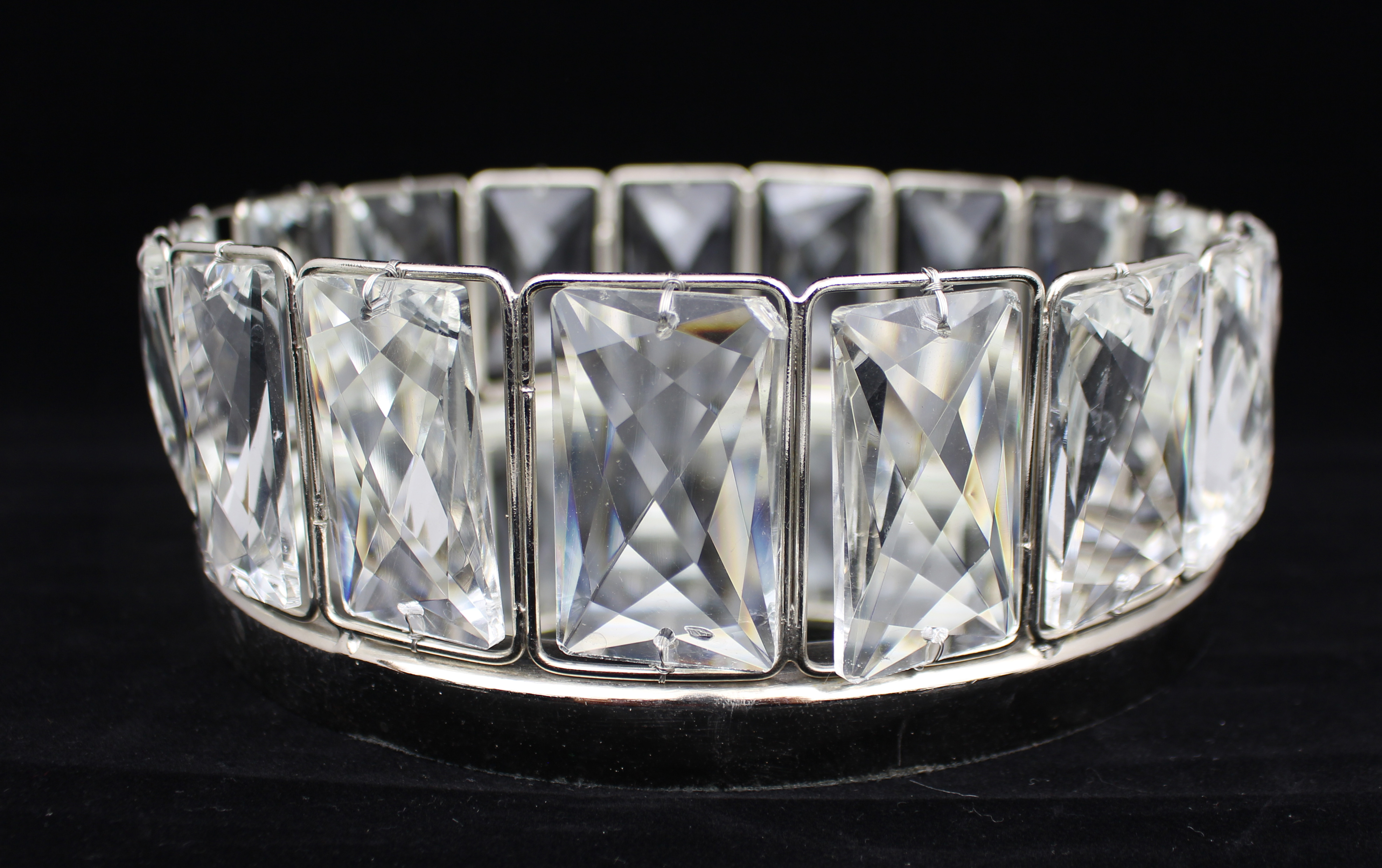 Contemporary Crystal Mirrored Centrepiece Tray