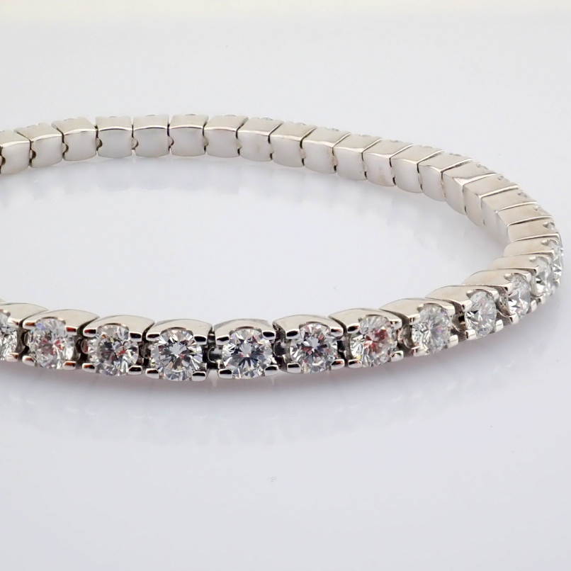 Round Cut Lab-Grown Diamond Tennis Bracelet - 4.85 Total Carat (MDI Certified)