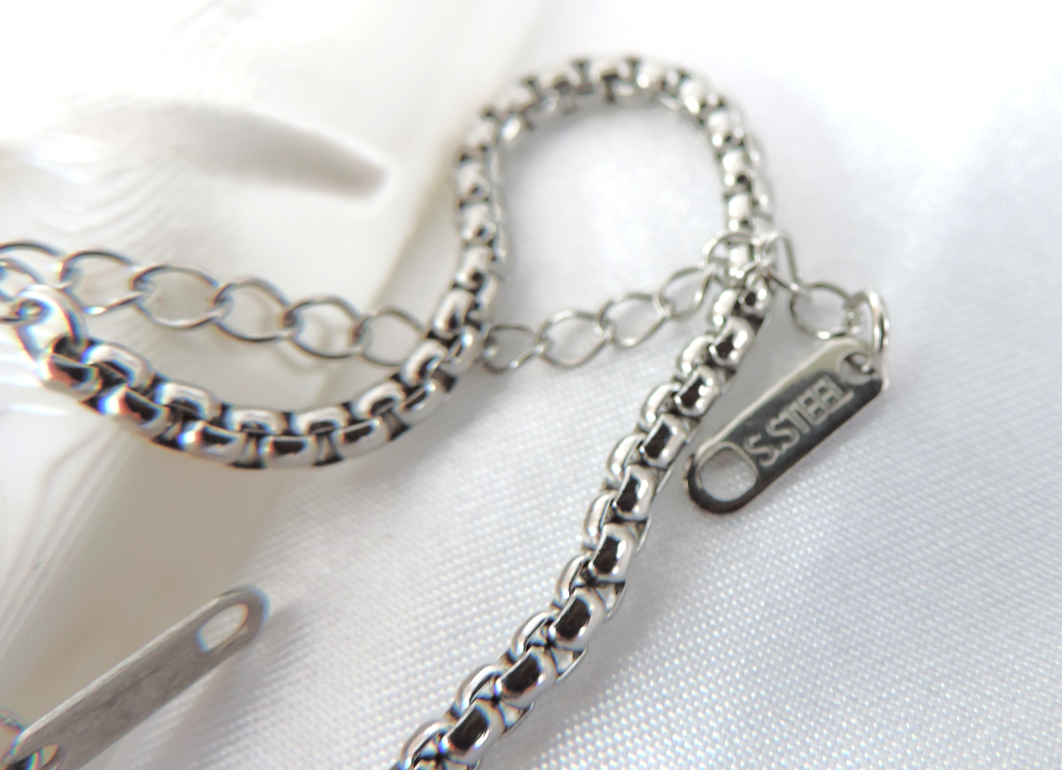 Crystal Necklace & Bracelet Set 'New'