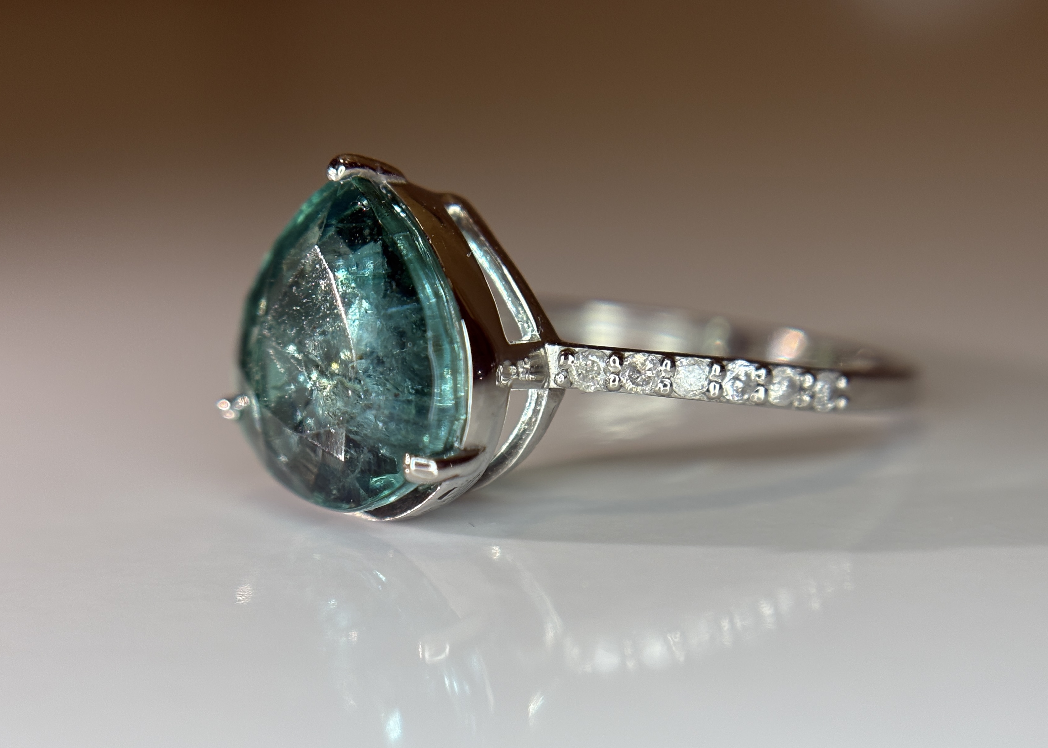 Beautiful 3.17 CT Natural Emerald Ring With Natural Diamonds & Platinum 950