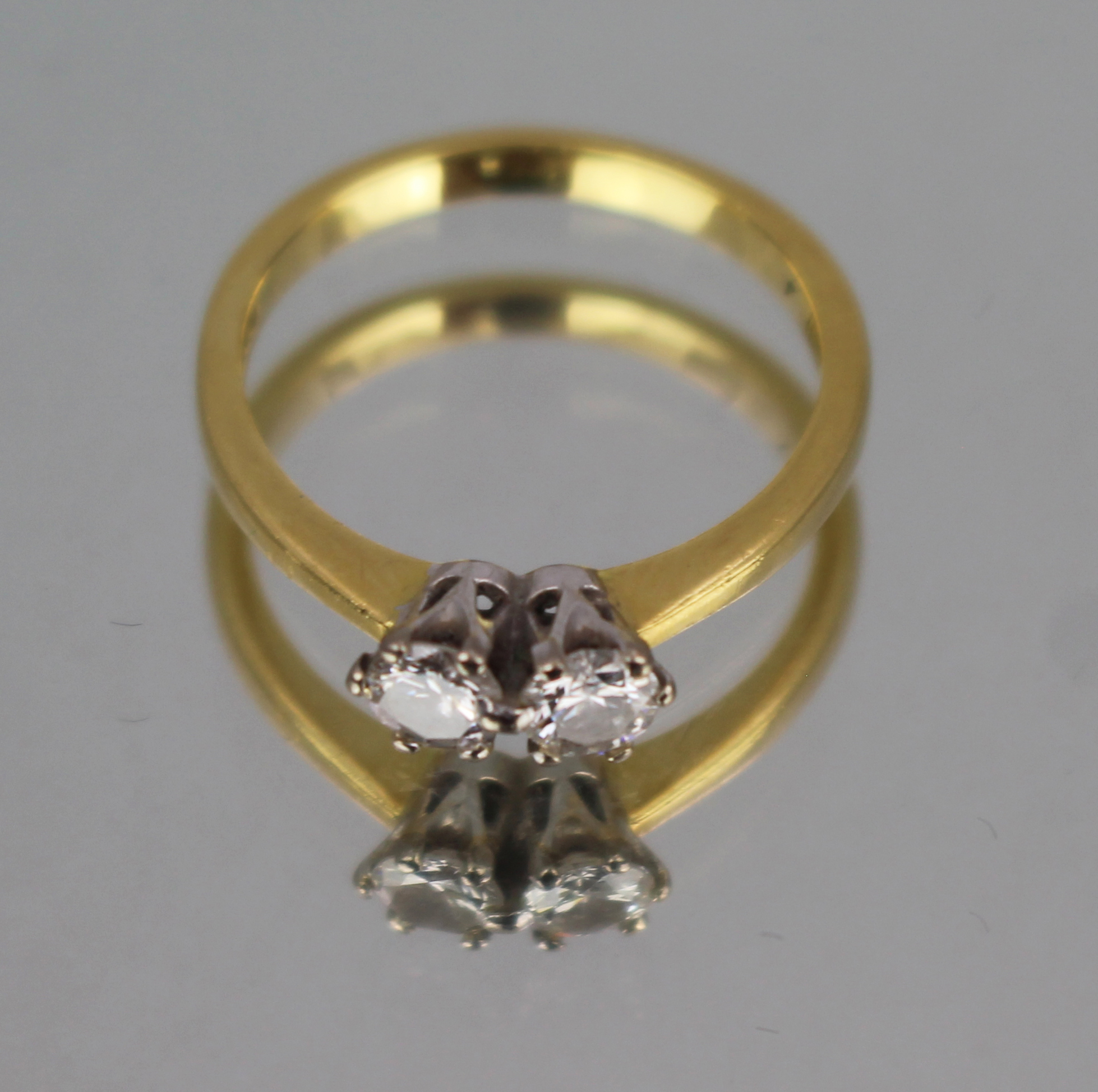 Vintage 18ct Gold Twin Diamond Ring