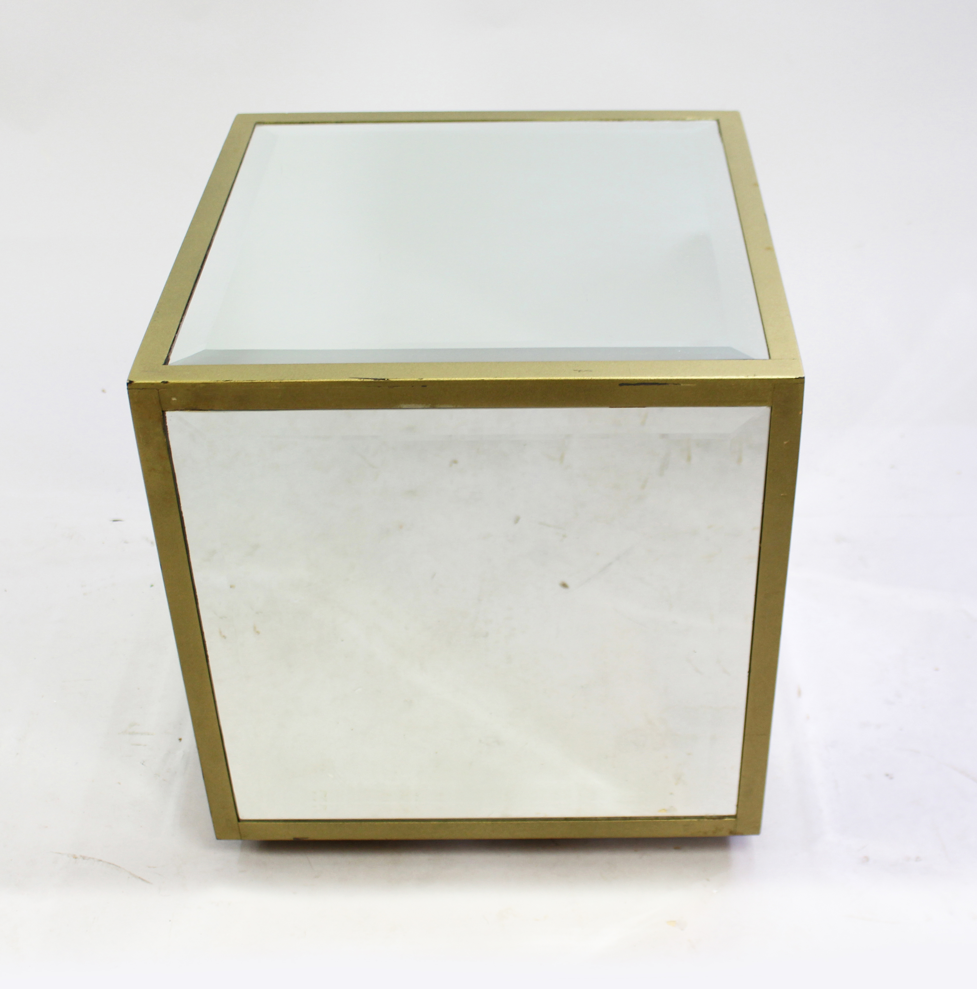 Bevelled Mirror Display Cube