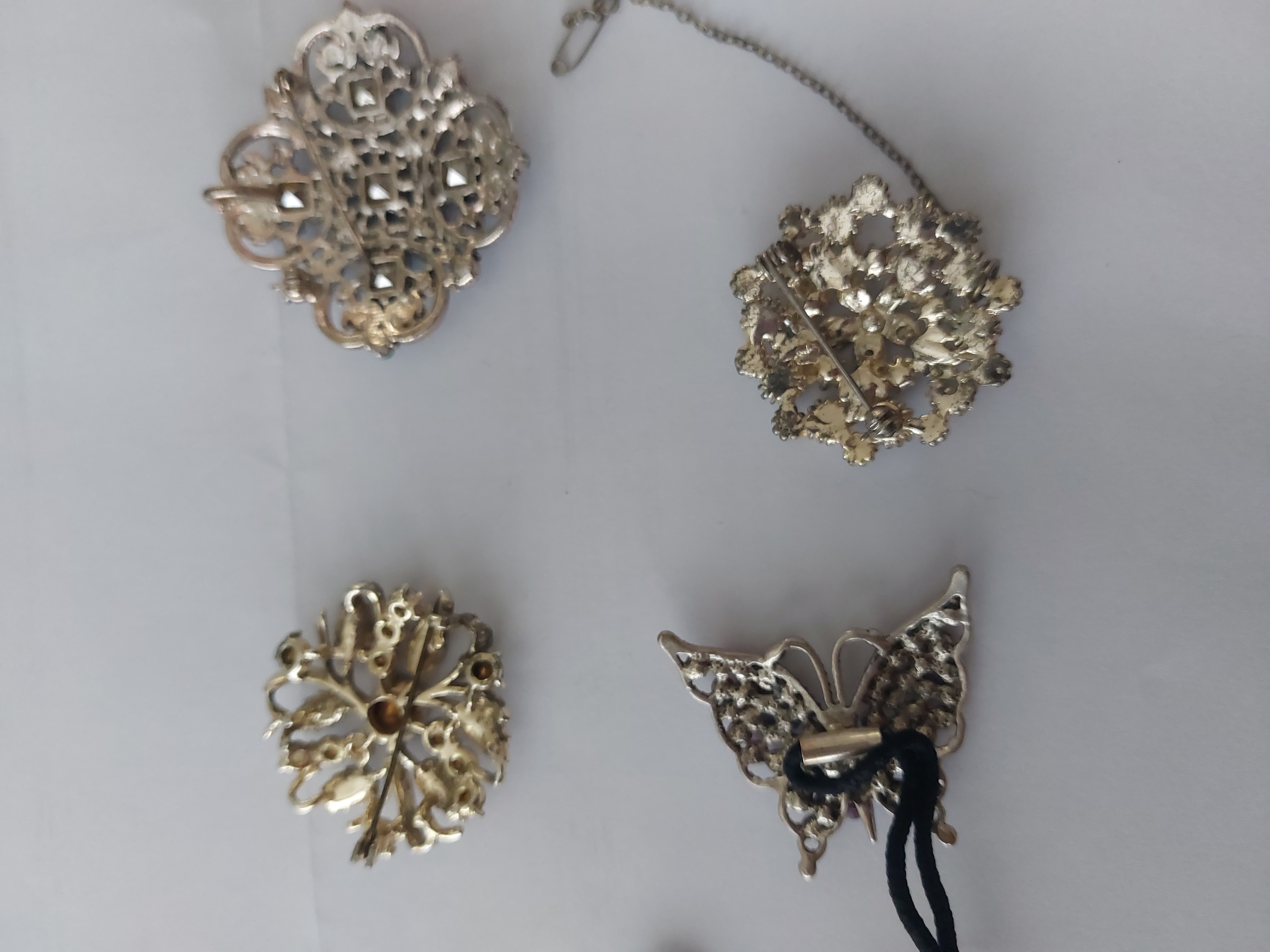 Vintage Brooches and Necklet