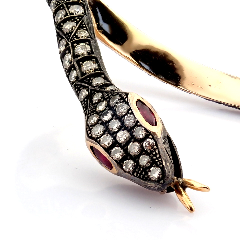 Natural Diamond 18K Yellow Gold Ring