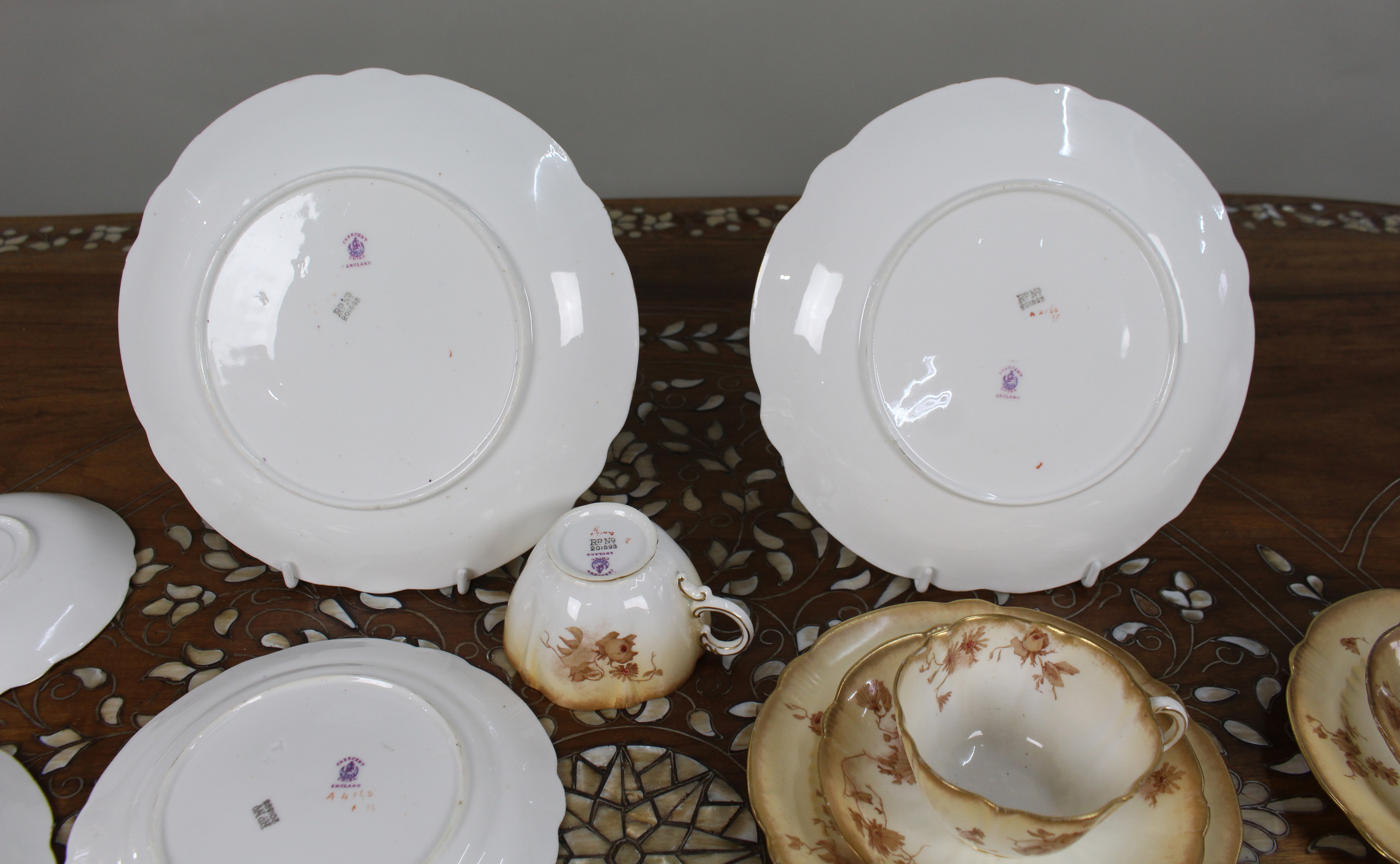 Edwardian Crescent China Tea Service by Johnson Brothers, England (24 Pieces)