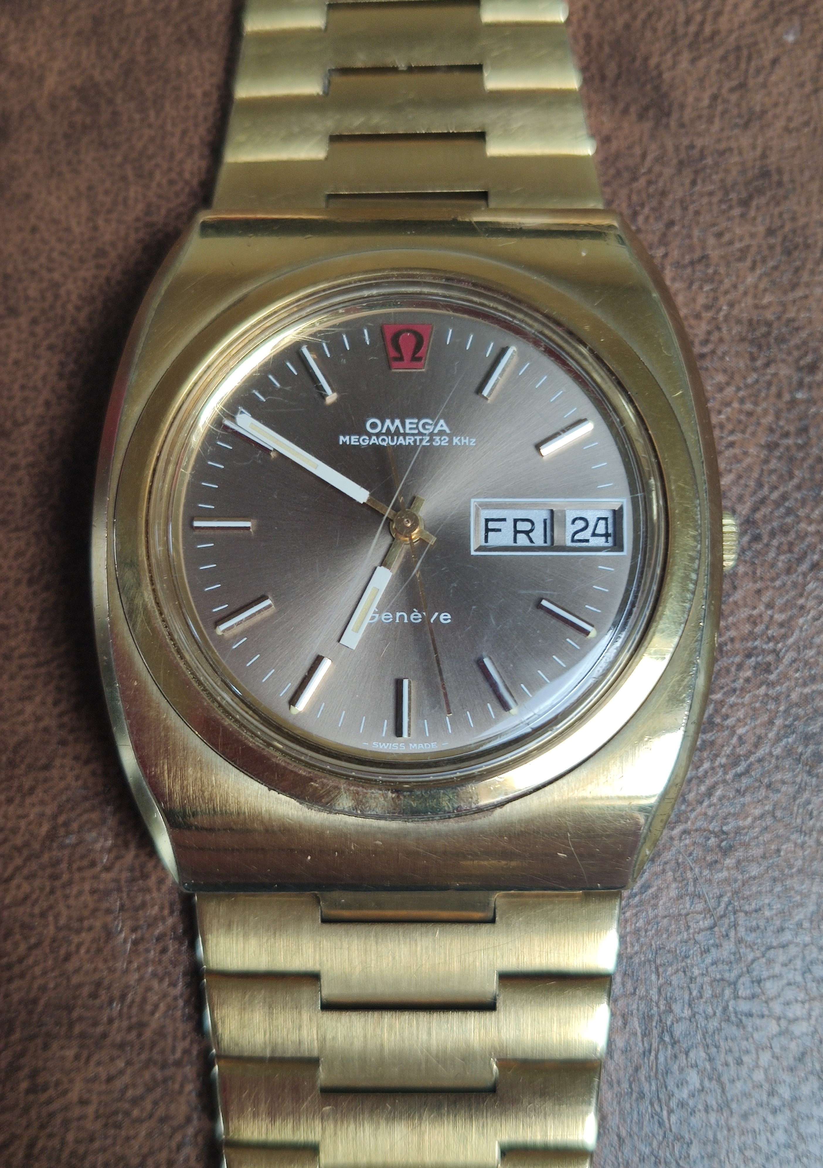 OMEGA MEGAQUARTZ 32 GENTLEMANS WATCH CIRCA 1974.