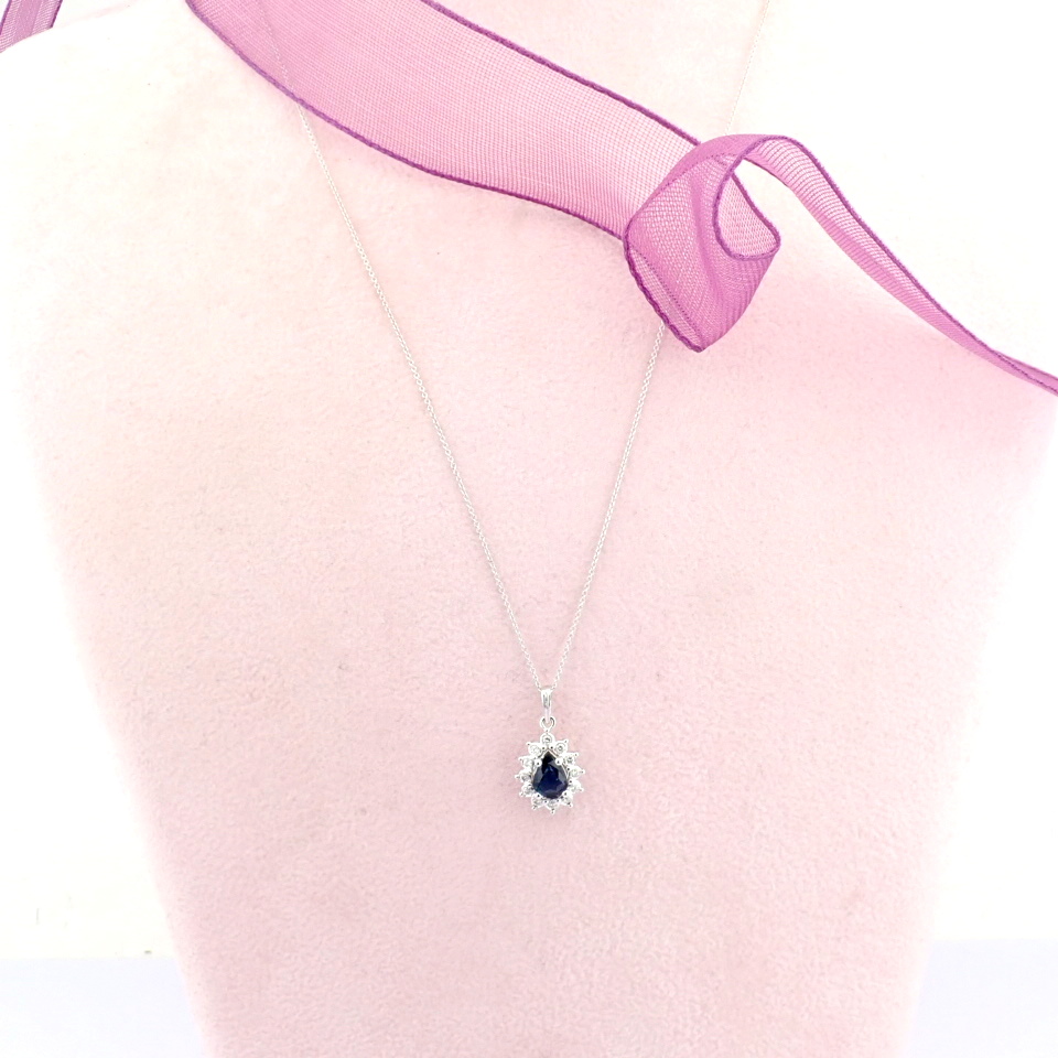 Natural Diamond 18K White Gold Necklace