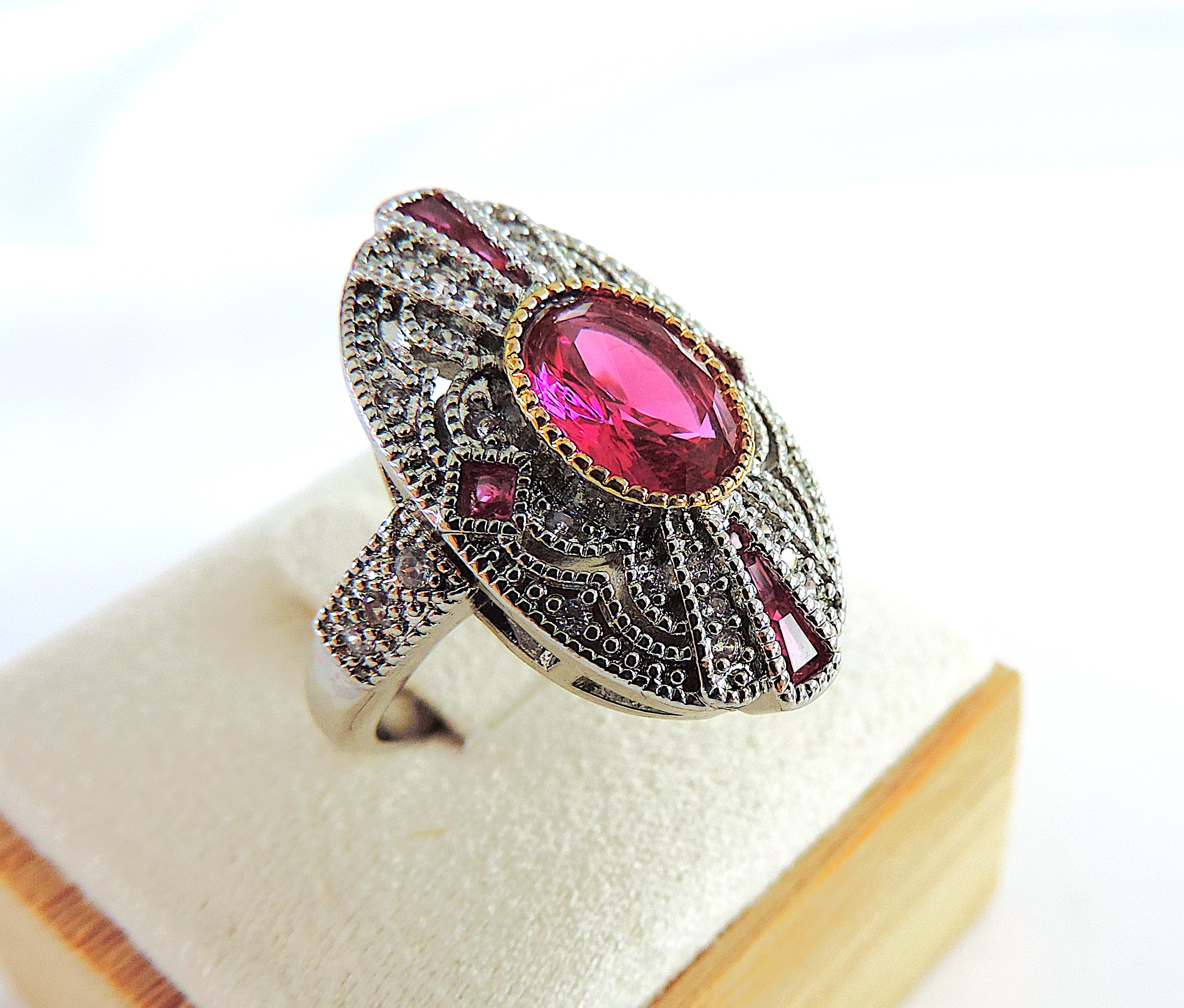 Art Deco Style Red & White Gemstone Ring