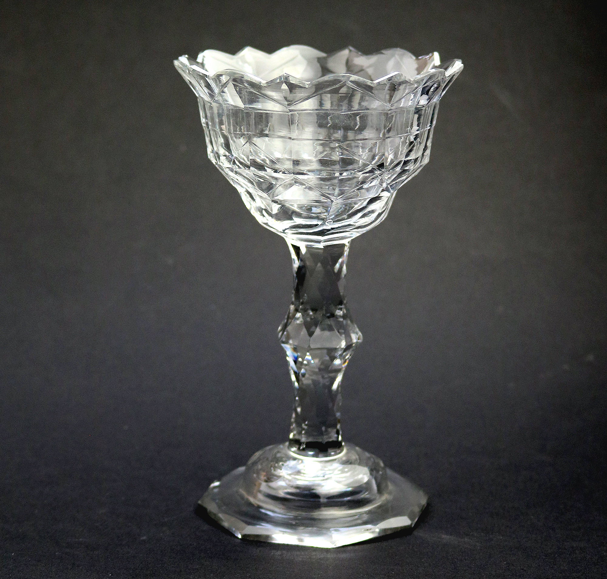 A Very Fine & Large Antique Georgian Facet Cut Glass Stem Sweetmeat 18cm ht C.18thC