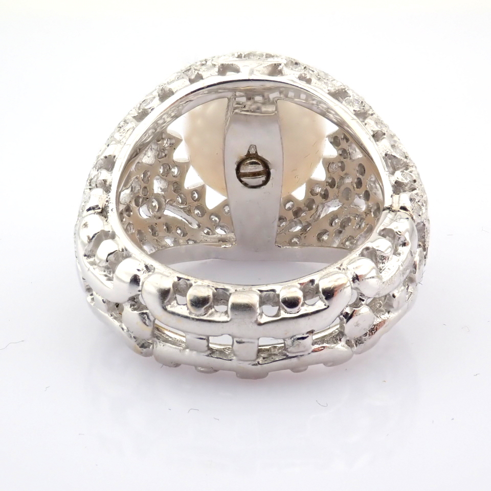 Natural Diamond 18K White Gold Ring
