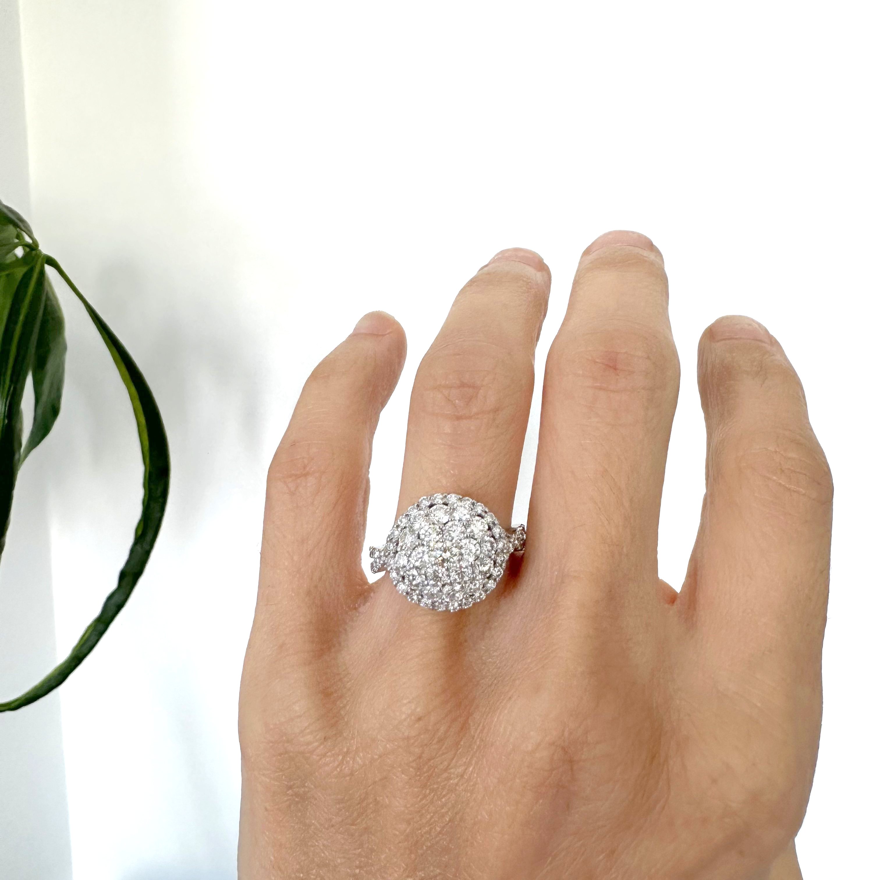 Natural Diamond 18K White Gold Ring