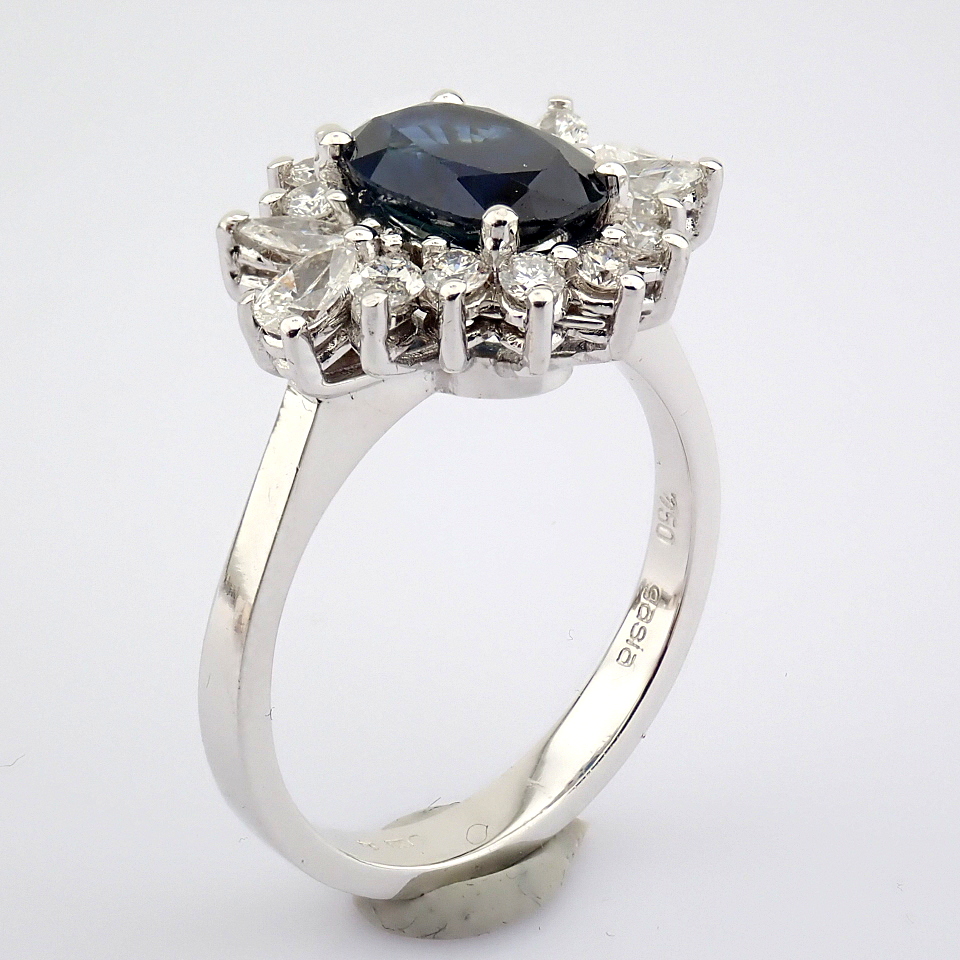 Natural Diamond 18K White Gold Ring
