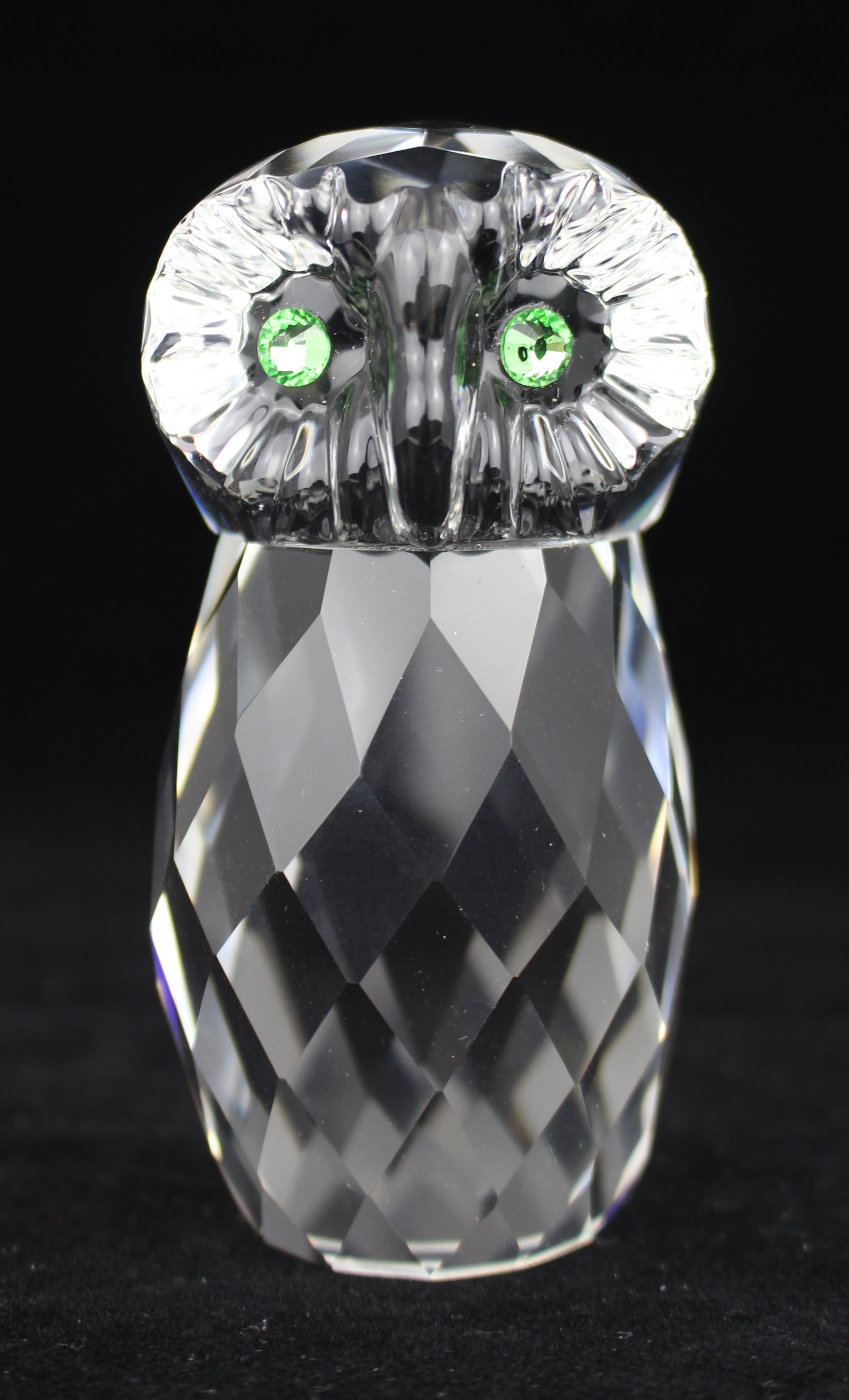 Oleg Cassini Crystal Owl Paperweight