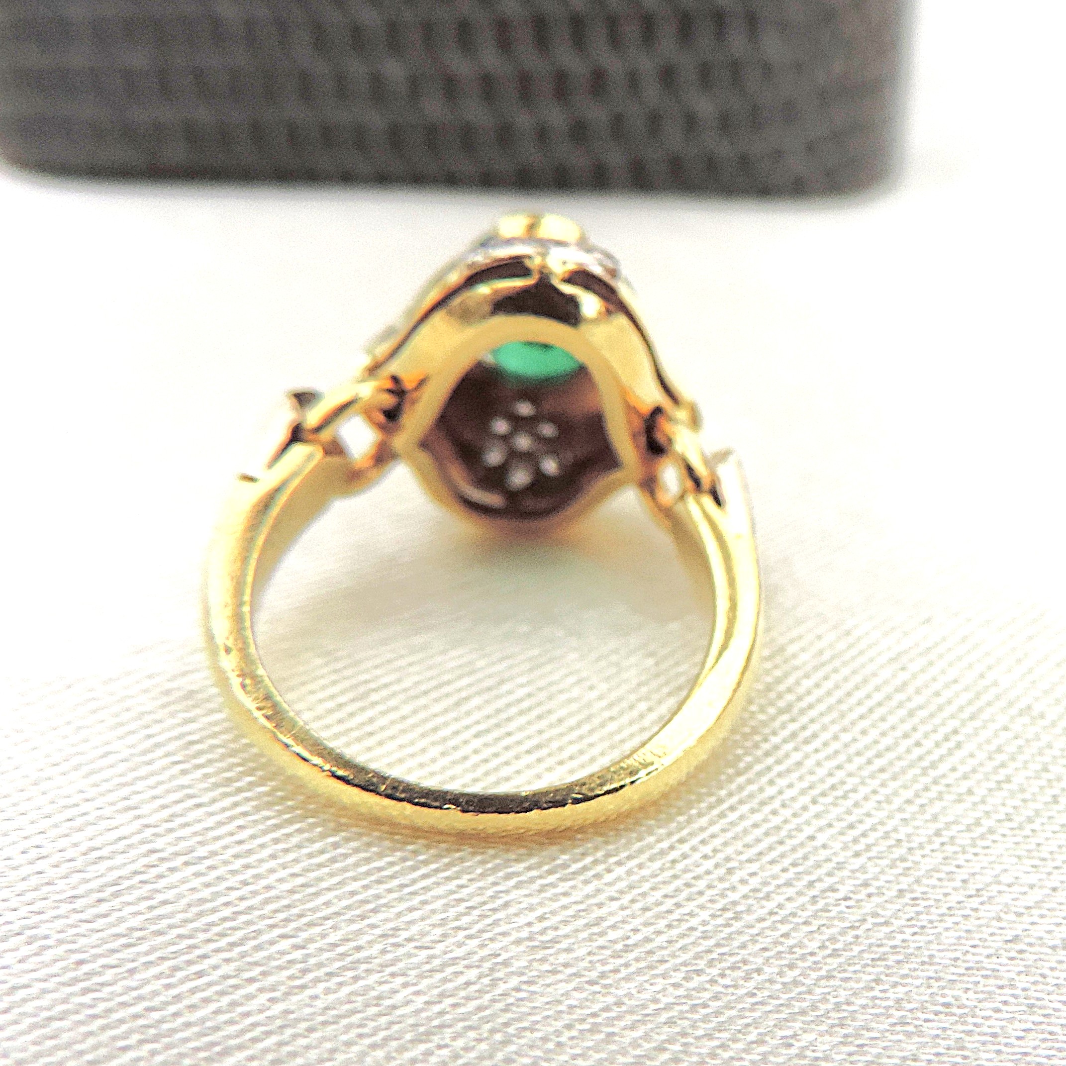 David Morris 18k Gold 1.24 Carat Emerald and Diamond Ring