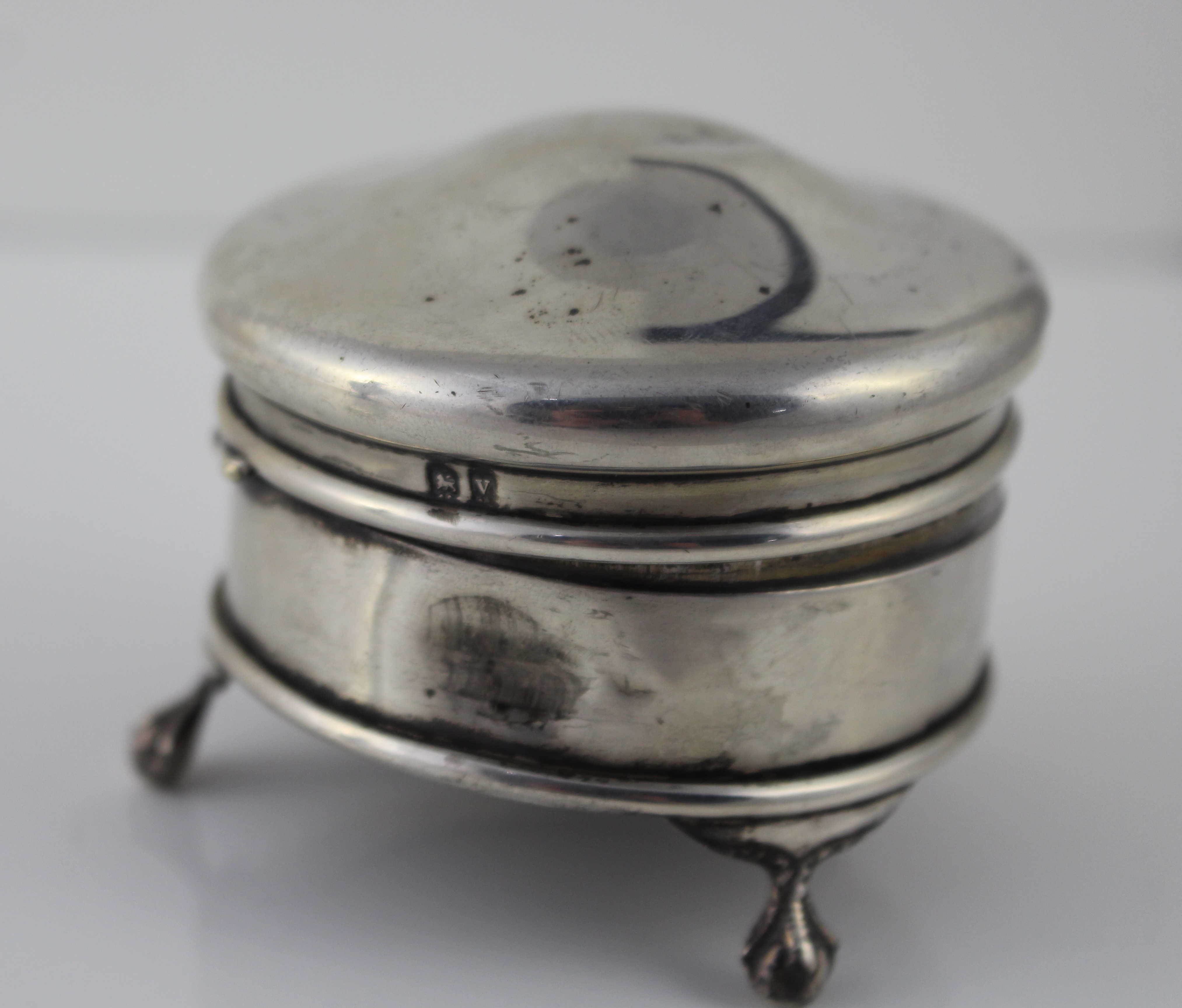 Sterling Silver Velvet Lined Pin Cushion Birmingham 1920
