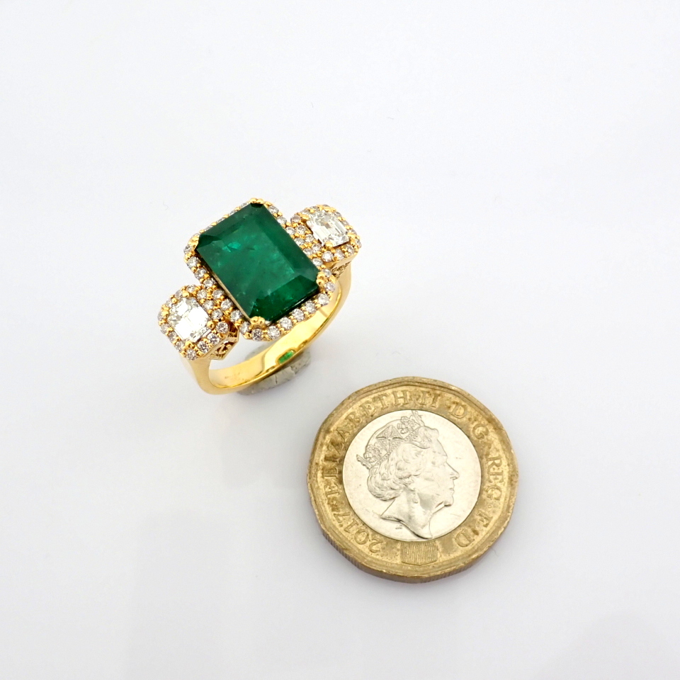 Natural Diamond 18K Yellow Gold Ring