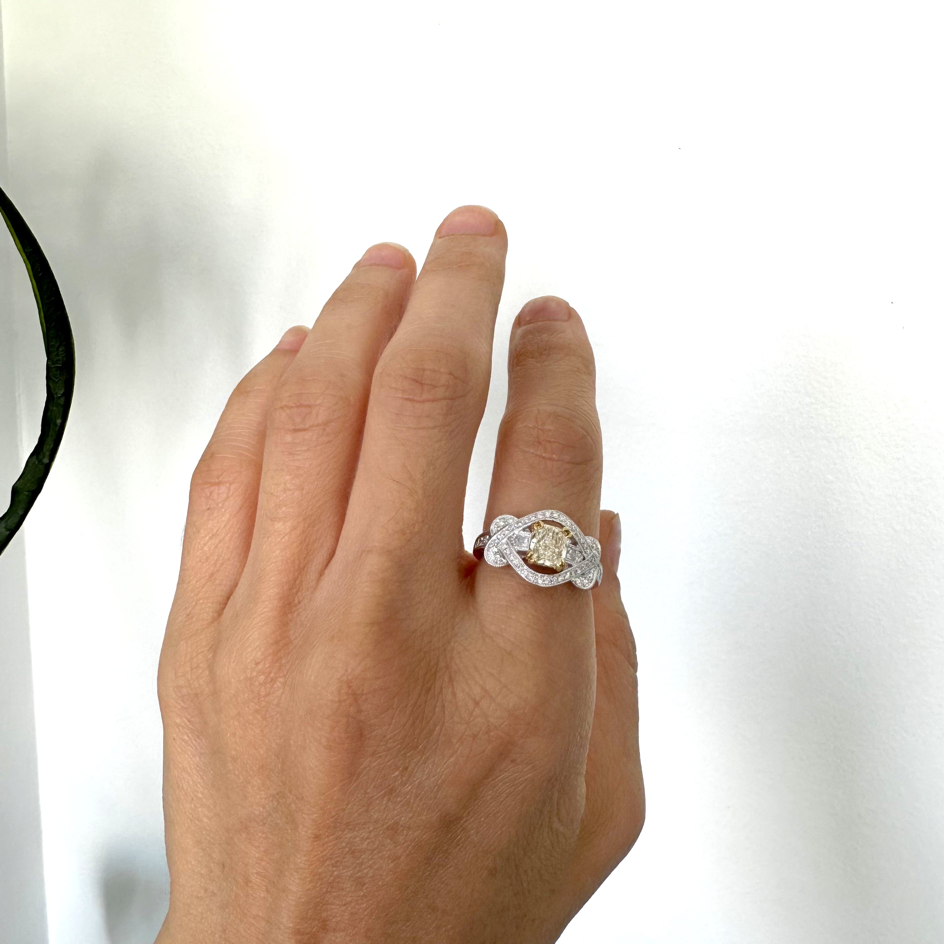 Natural Diamond 18K White Gold Ring