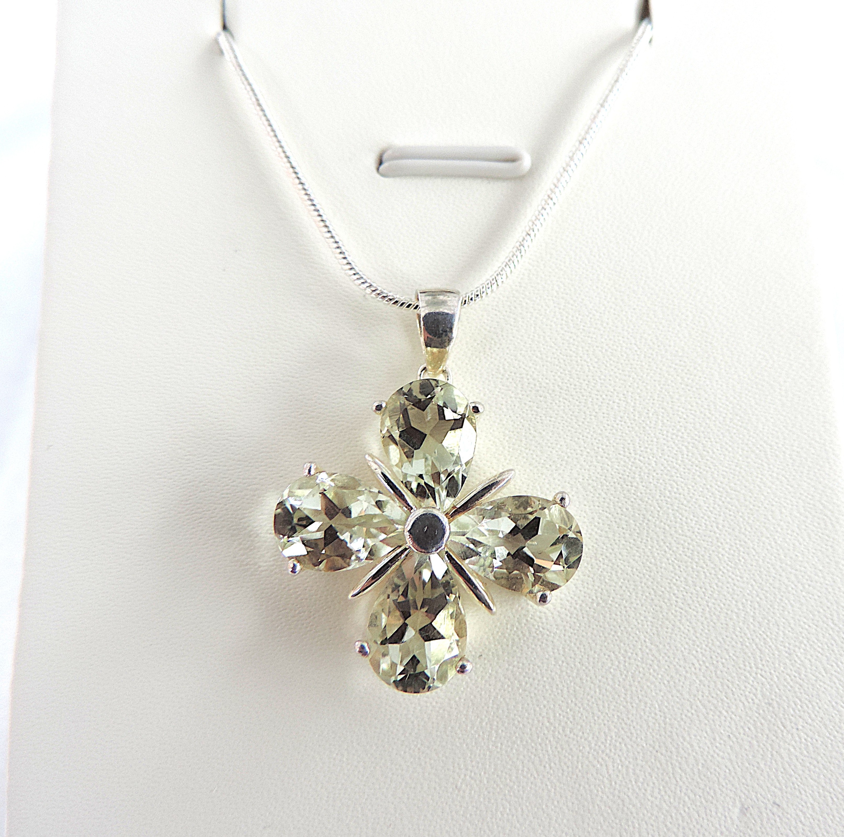 925 Silver 6.8 Carat Lemon Green Ceylon Chrysoberyl Pendant Necklace