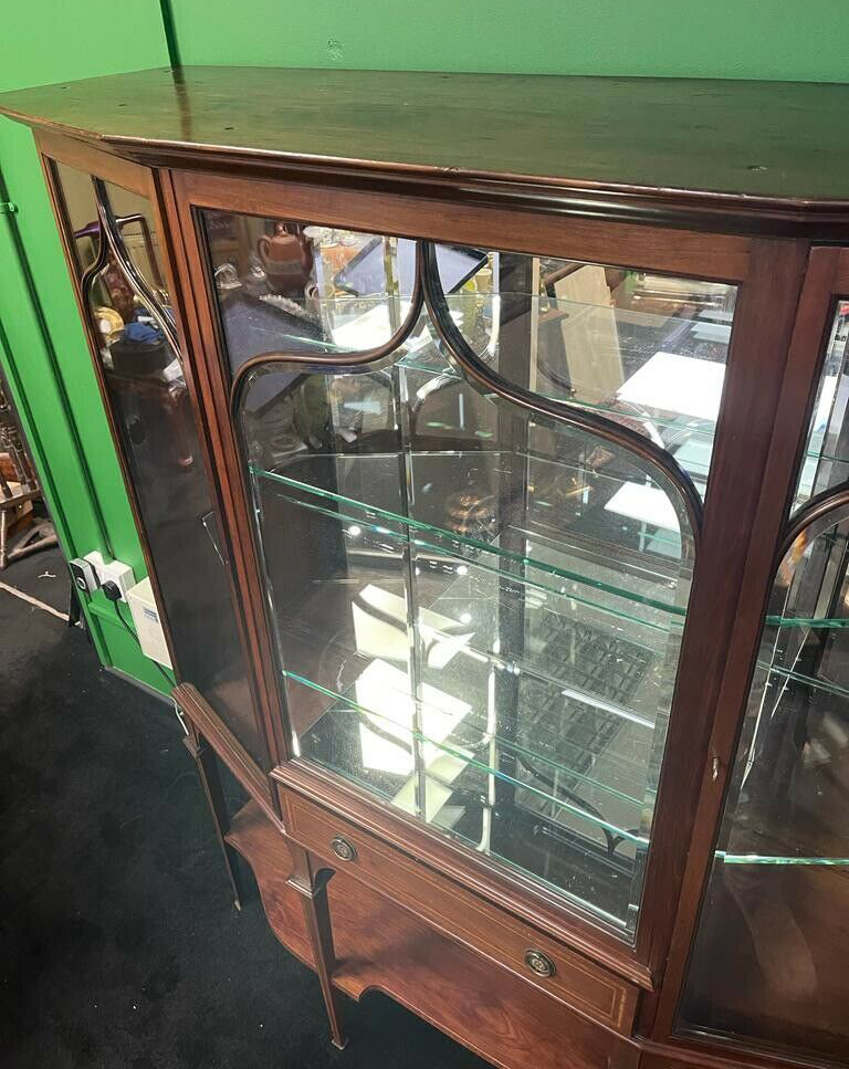 Fine 19th c. Mahogany Inlaid Mirrored Display Cabinet