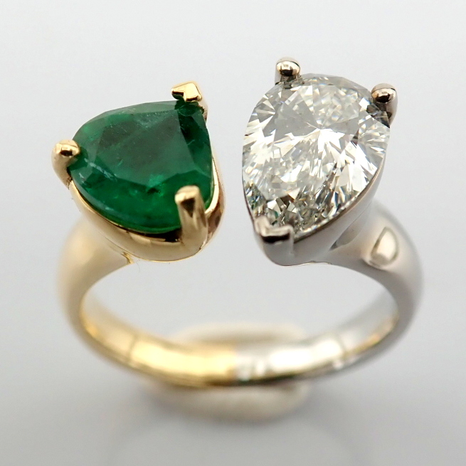 Pear Cut Lab-Grown Diamond Ring - 2.54 Total Carat (IGI Certified)