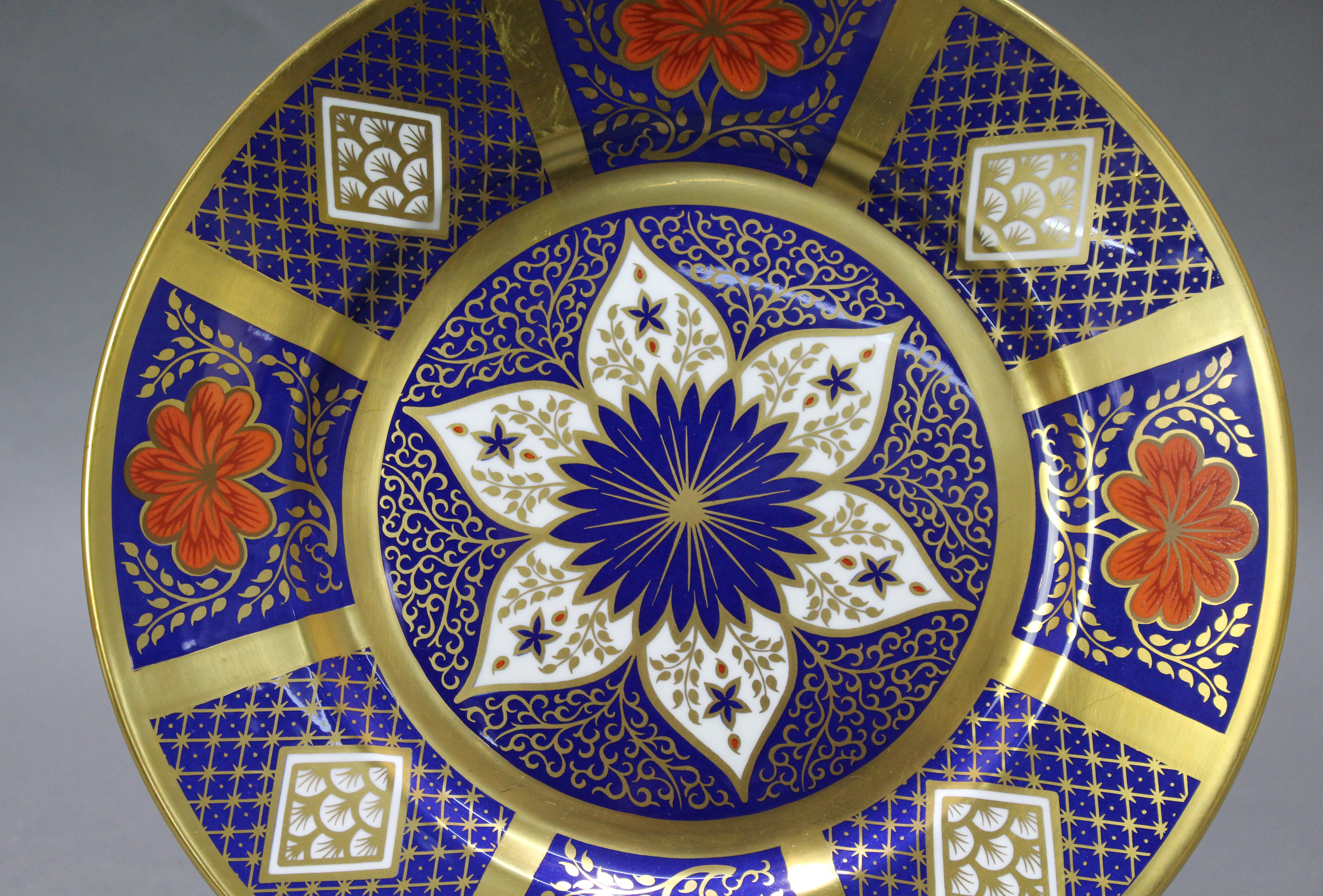 Caverswall Romany 22ct Gold Cabinet Plate