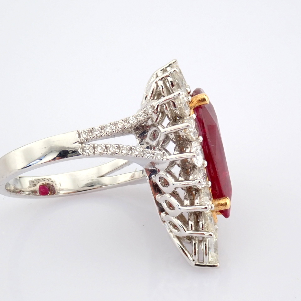 Natural Diamond 18K White Gold Ring