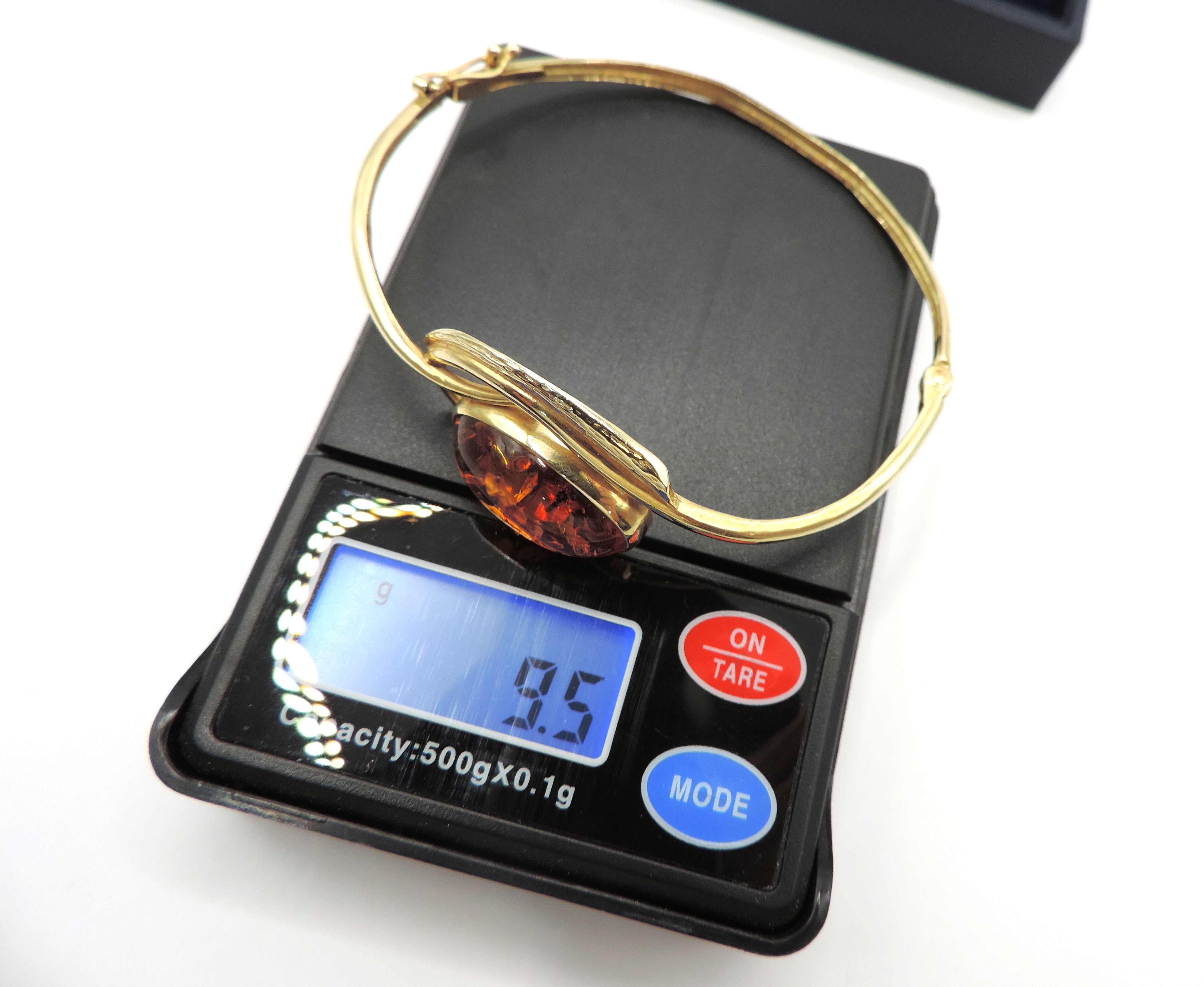 Artisan 14k Gold Cabochon Baltic Amber Bangle Gdansk Poland c.1996