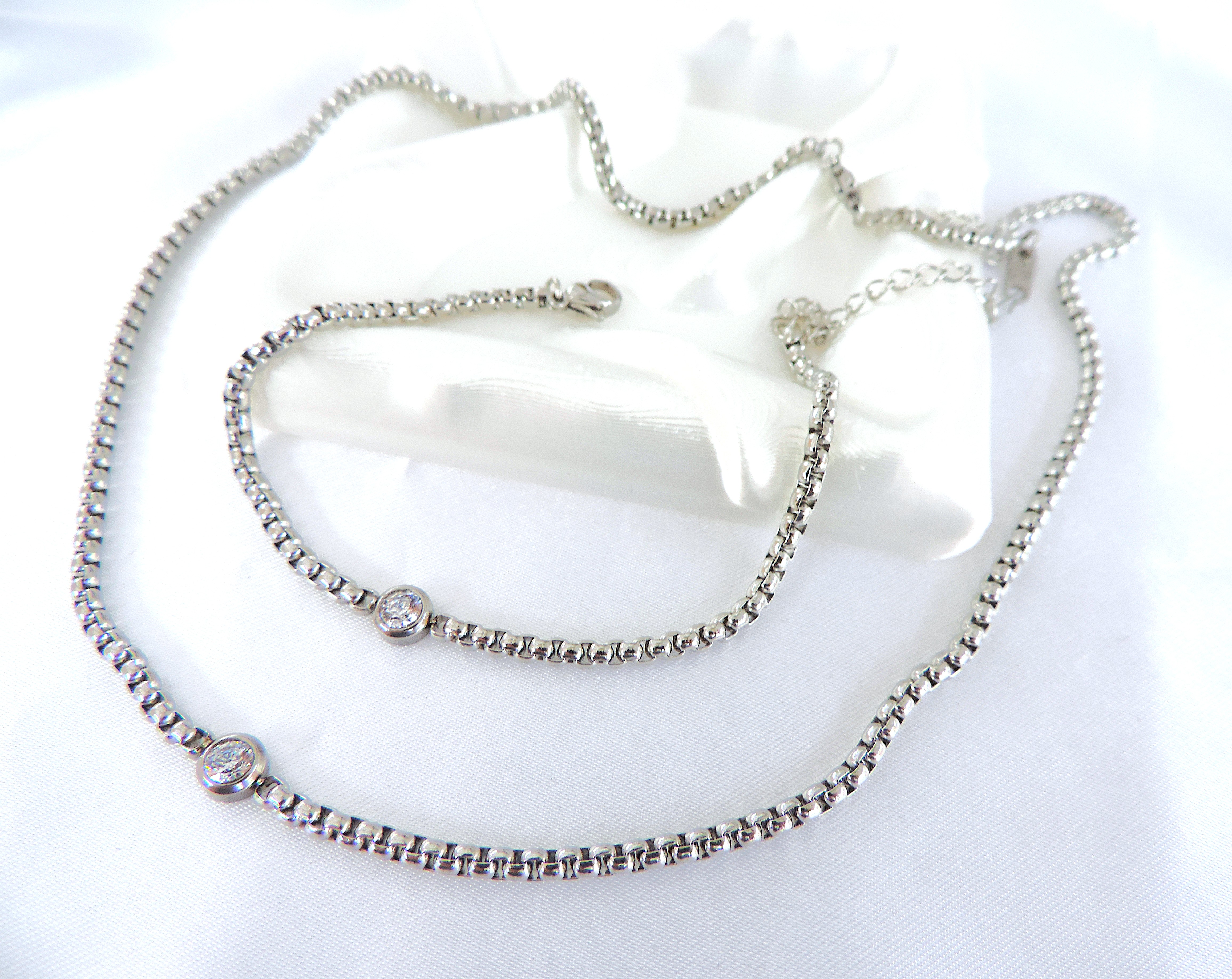 Crystal Necklace & Bracelet Set 'New'