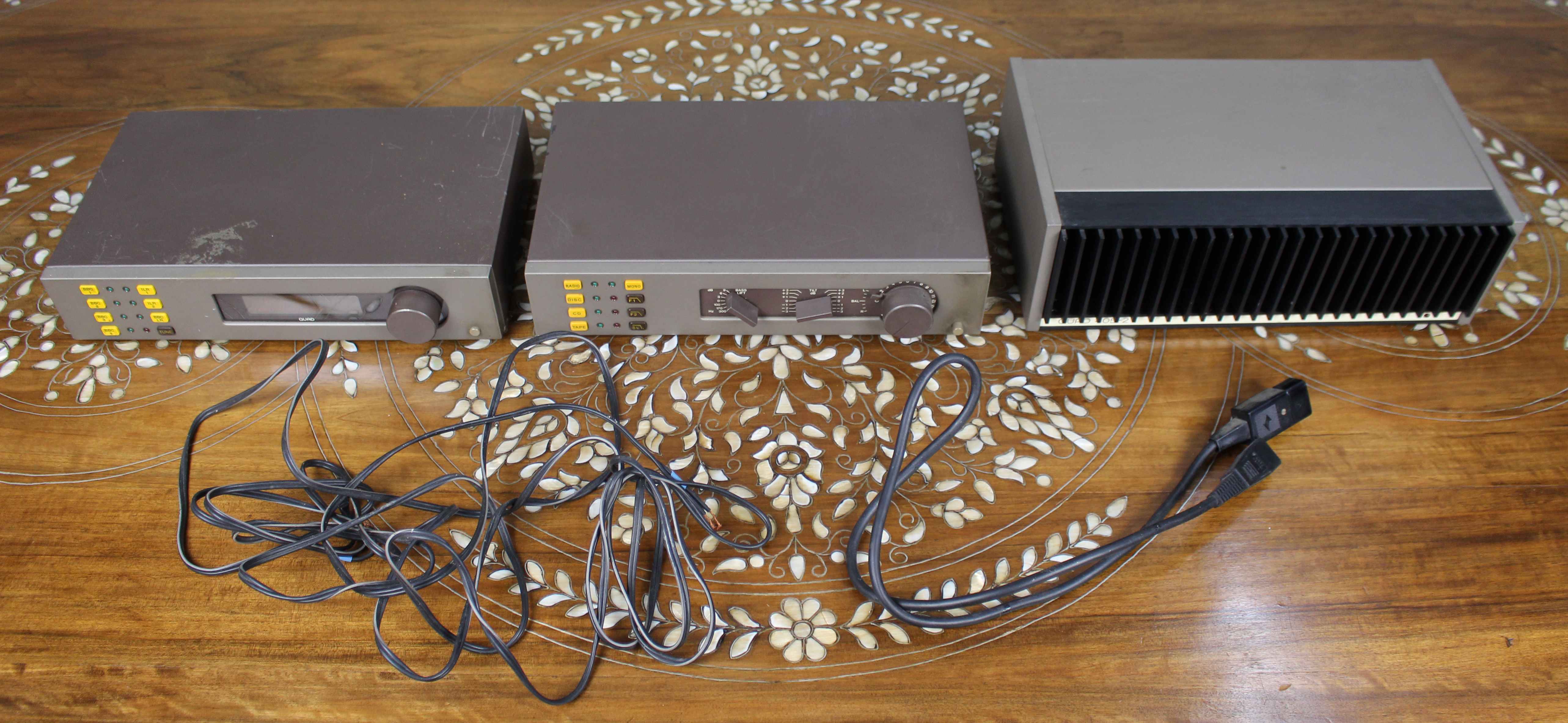 Quad 405-2 Power Amplifier, Quad 34 Preamp & Quad FM4 Tuner Vintage Hi-Fi System