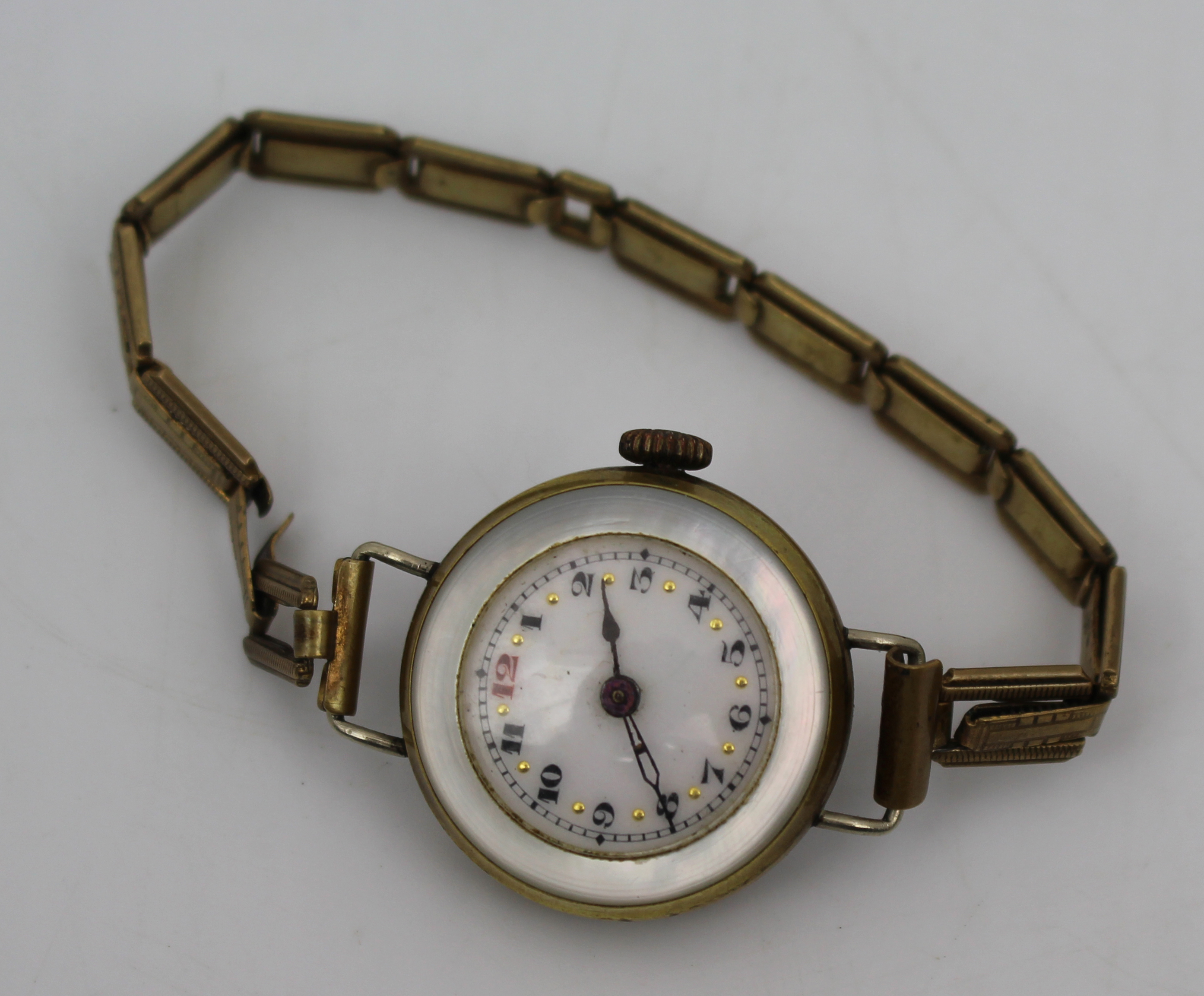 Early 20th Century Ladies’ Wristwatch with Mother-of-Pearl Case