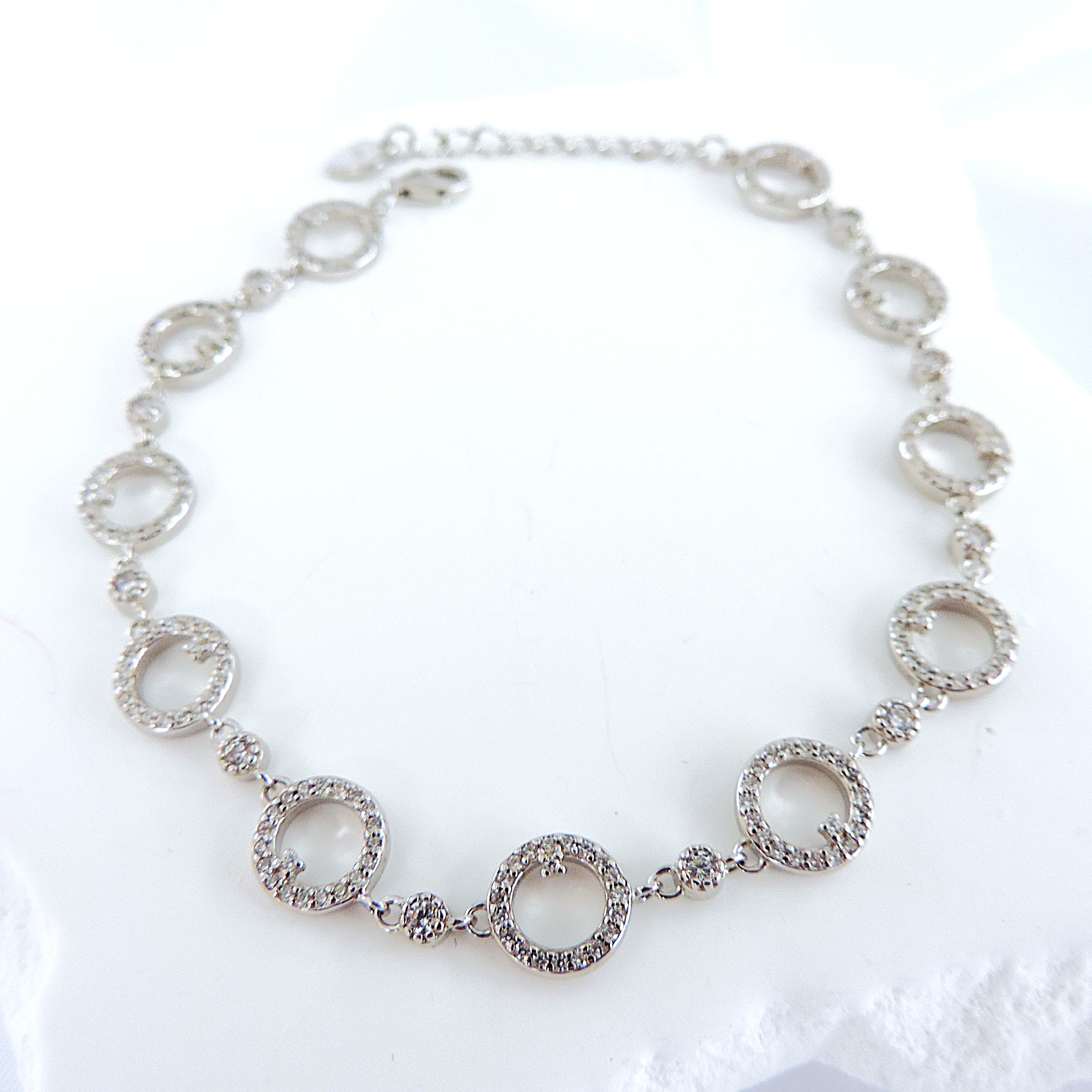 925 Silver White Zircon Gemstone Open Circles Bracelet 'New'