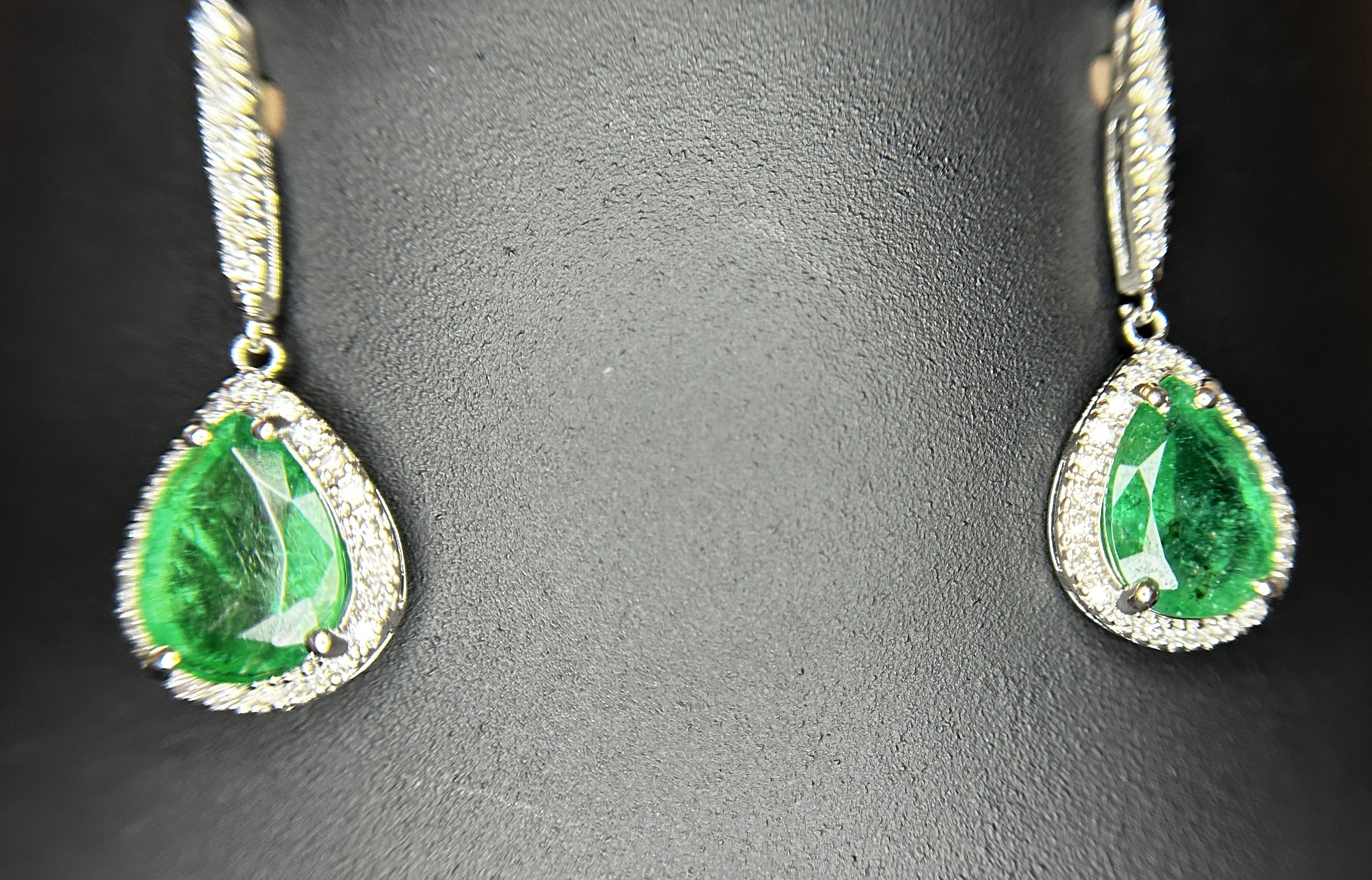 Beautiful 3.21ct Natural Emerald Earrings With Natural Diamonds & 18k Gold
