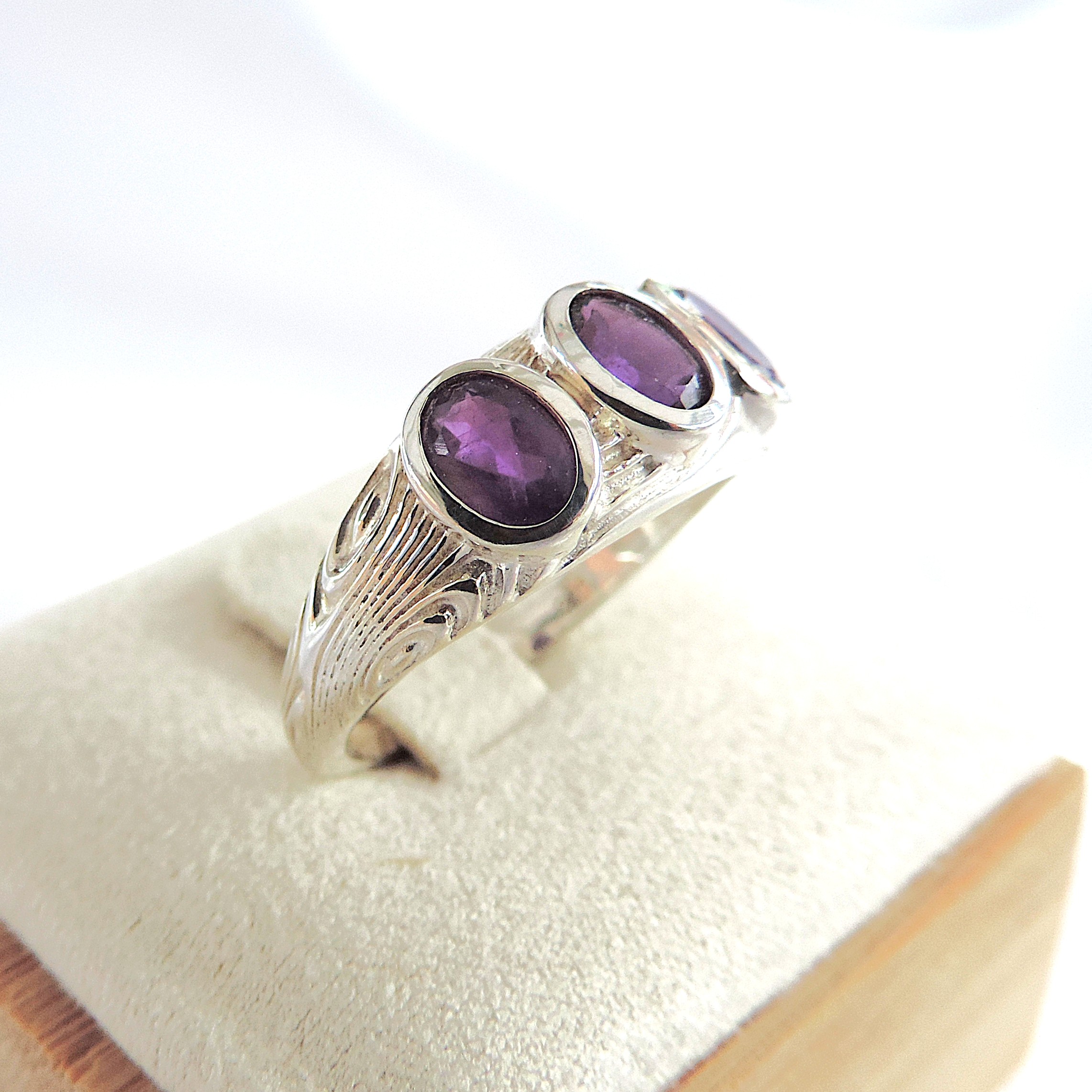 925 Silver Amethyst Trilogy Gemstone Ring 'NEW'