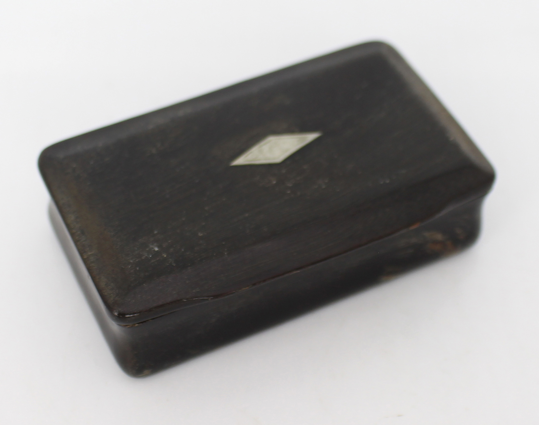 Antique 19th-Century Horn Snuff Box – Diamond Inlay, Hinged Lid