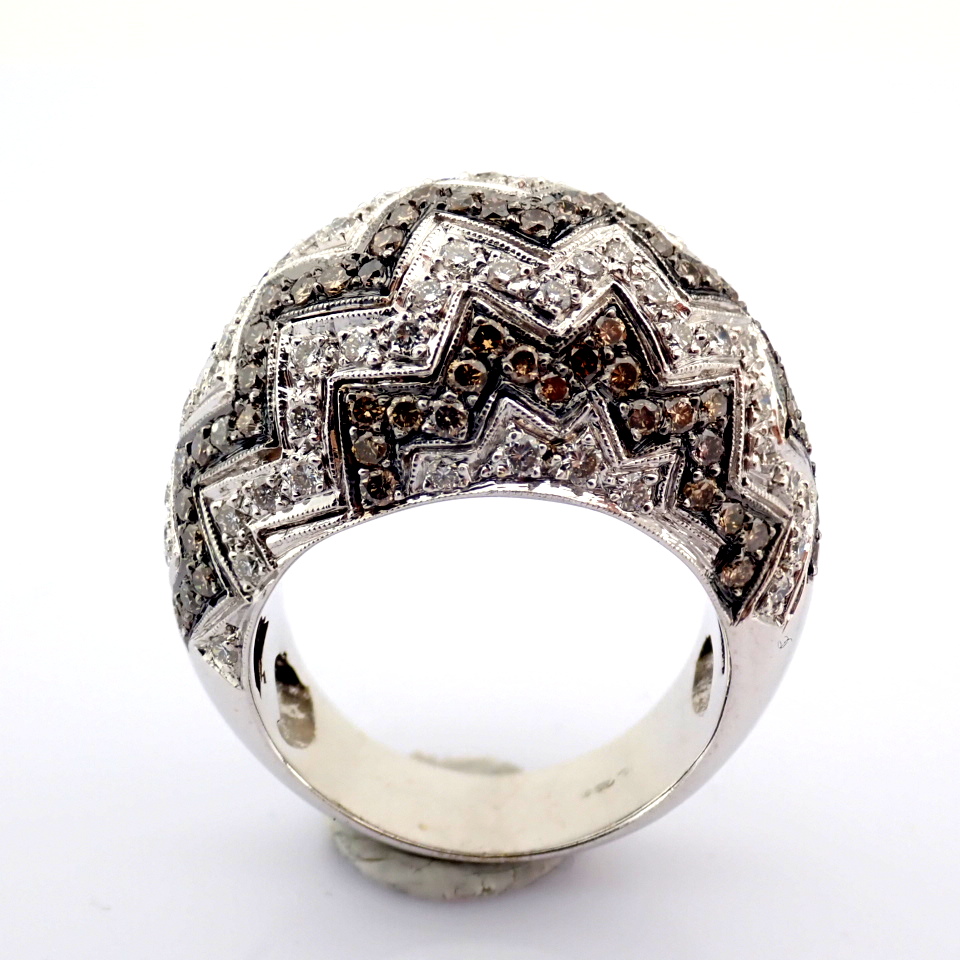 Natural Diamond 18K White Gold Ring