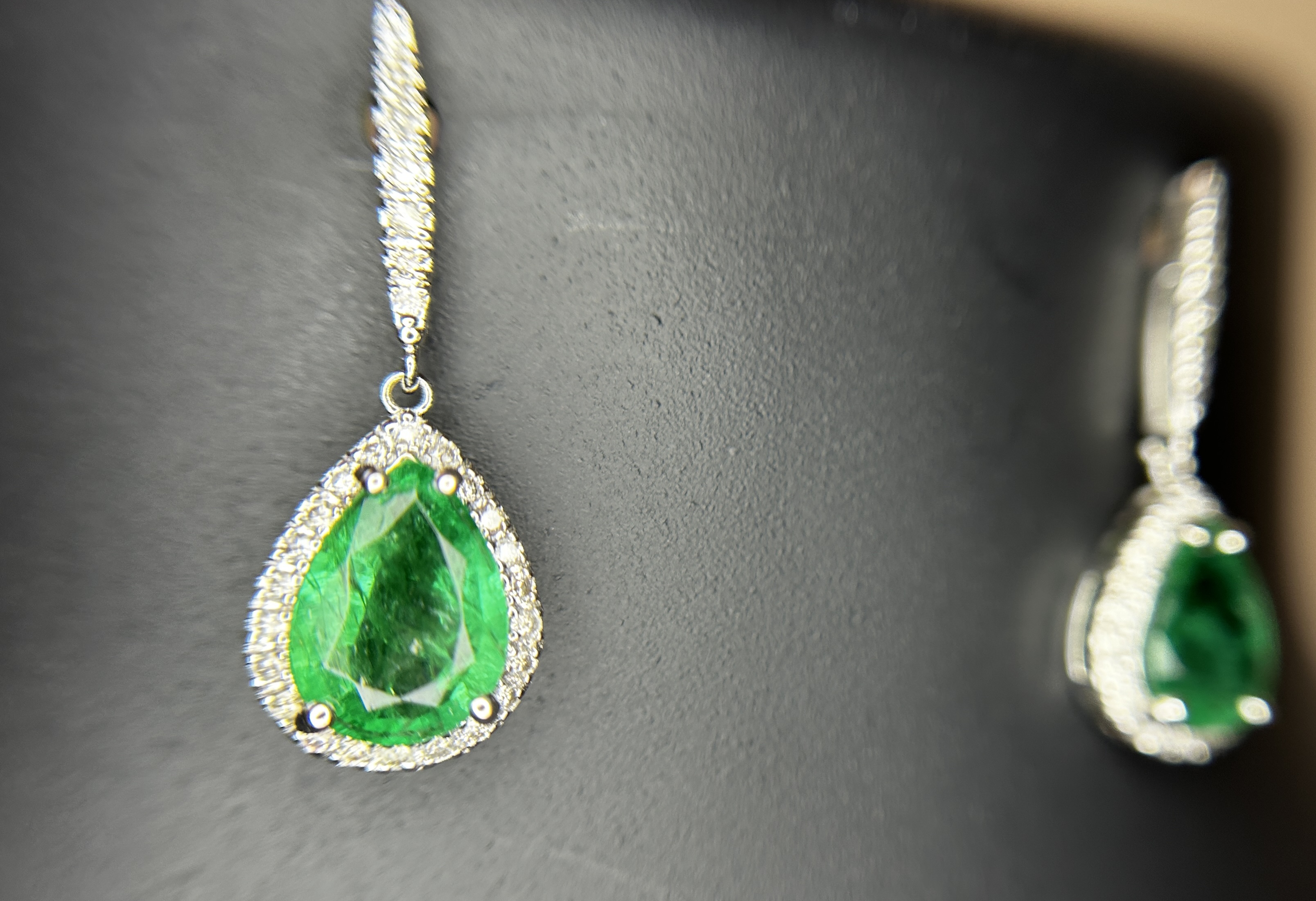 Beautiful 3.21ct Natural Emerald Earrings With Natural Diamonds & 18k Gold