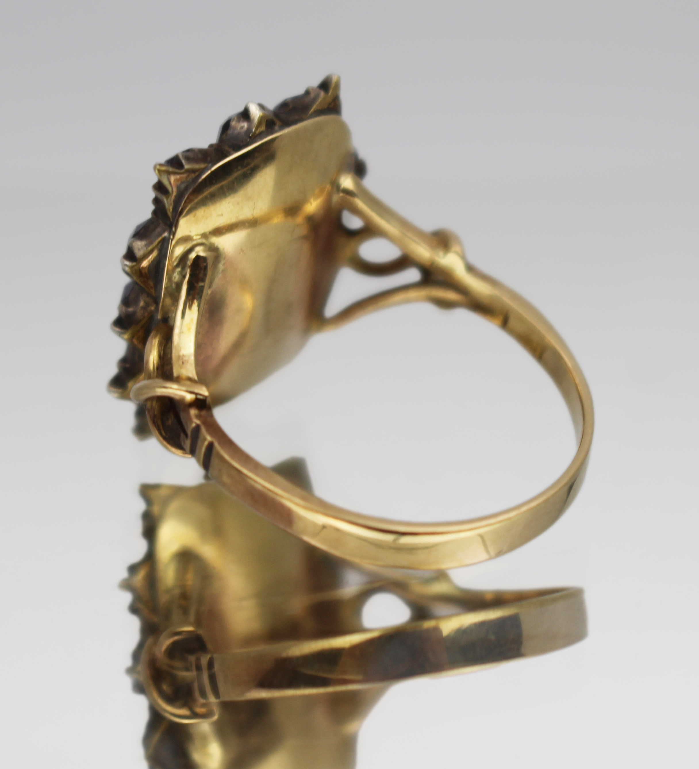Victorian Mourning Ring with Purple Glass Stones c.1860