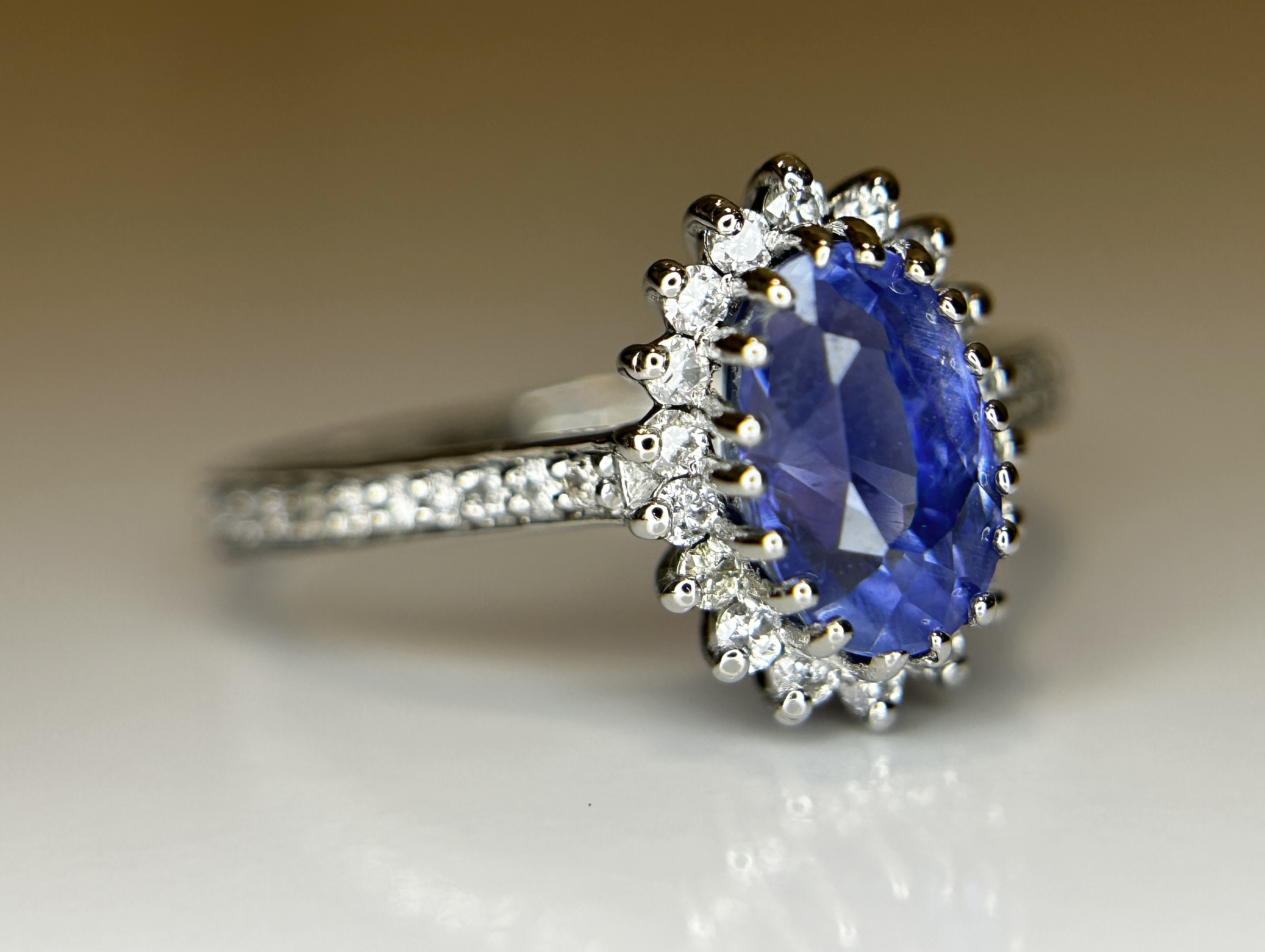 Beautiful 2.19 CT Unheated Burma Blue Sapphire Diamonds & 950 Platinum