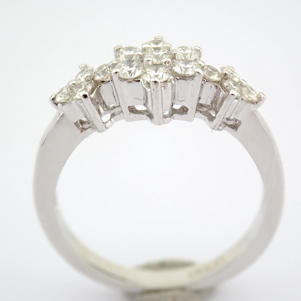 Natural Diamond 18K White Gold Ring