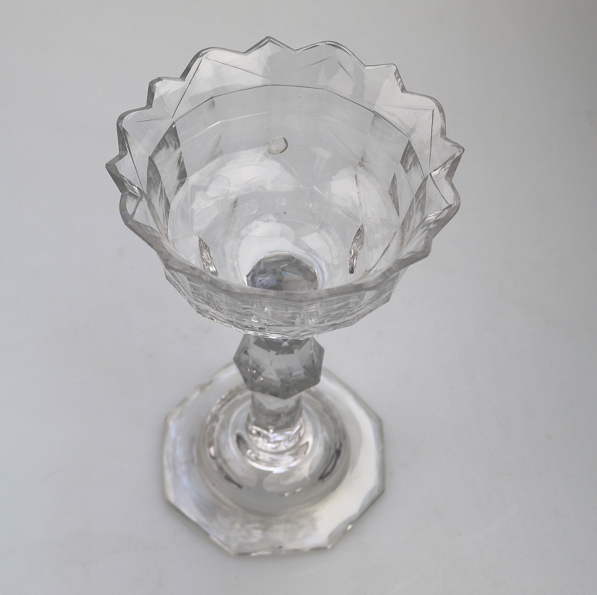 A Very Fine & Large Antique Georgian Facet Cut Glass Stem Sweetmeat 18cm ht C.18thC