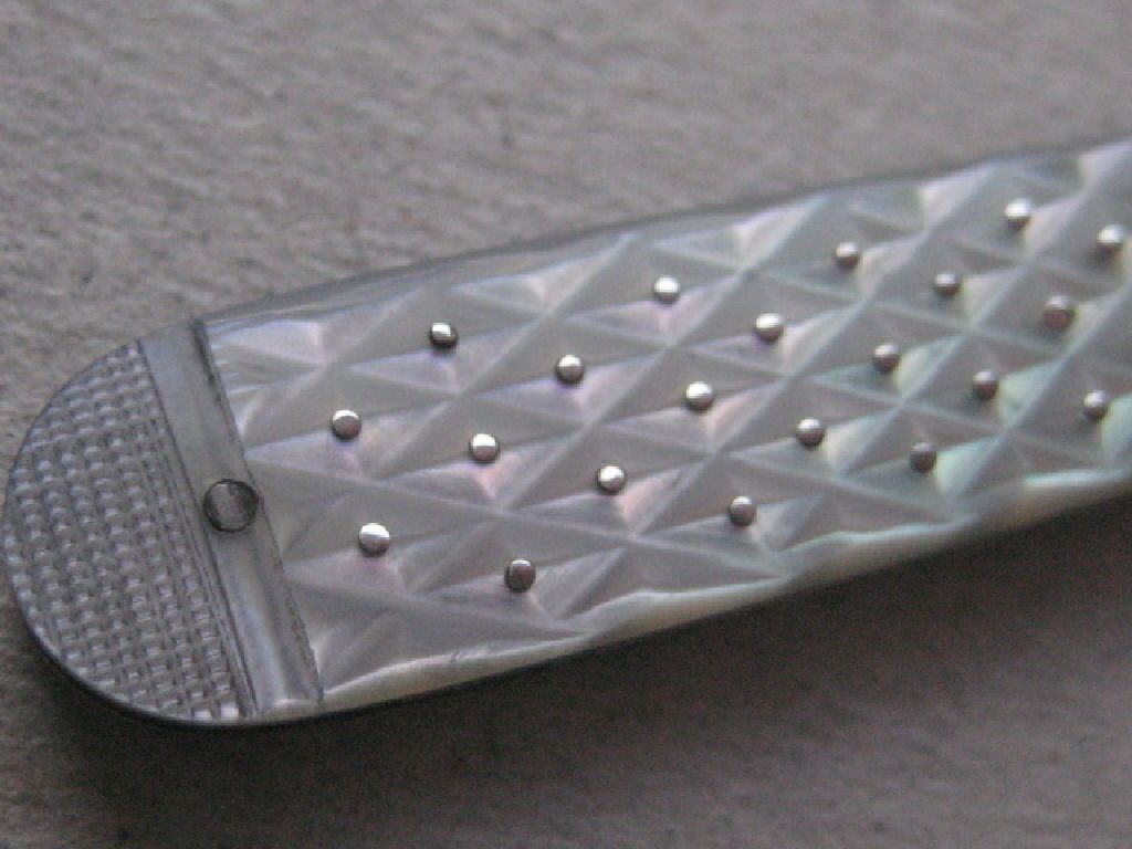 George IV Mother of Pearl Hafted Silver Bladed Folding Fruit Knife, Sheffield 1825
